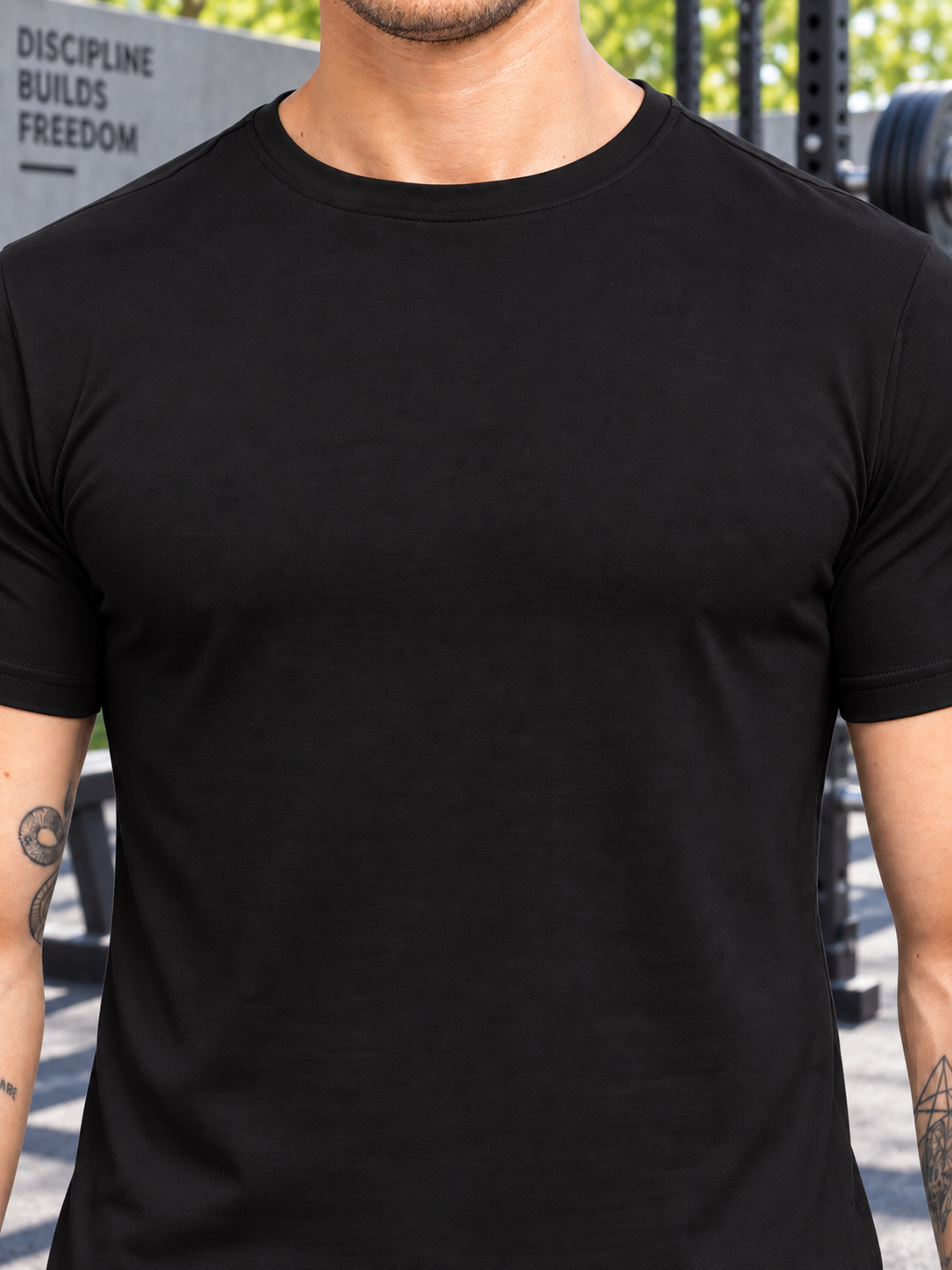 CLASSIC SLIM FIT T-SHIRT BLACK