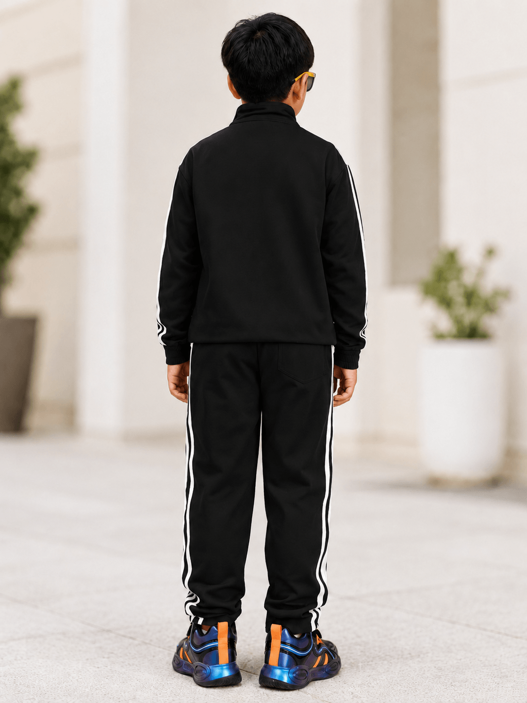 SPORTY ZIP UP CO-ORD SET FOR BOYS AND GIRLS BLACK