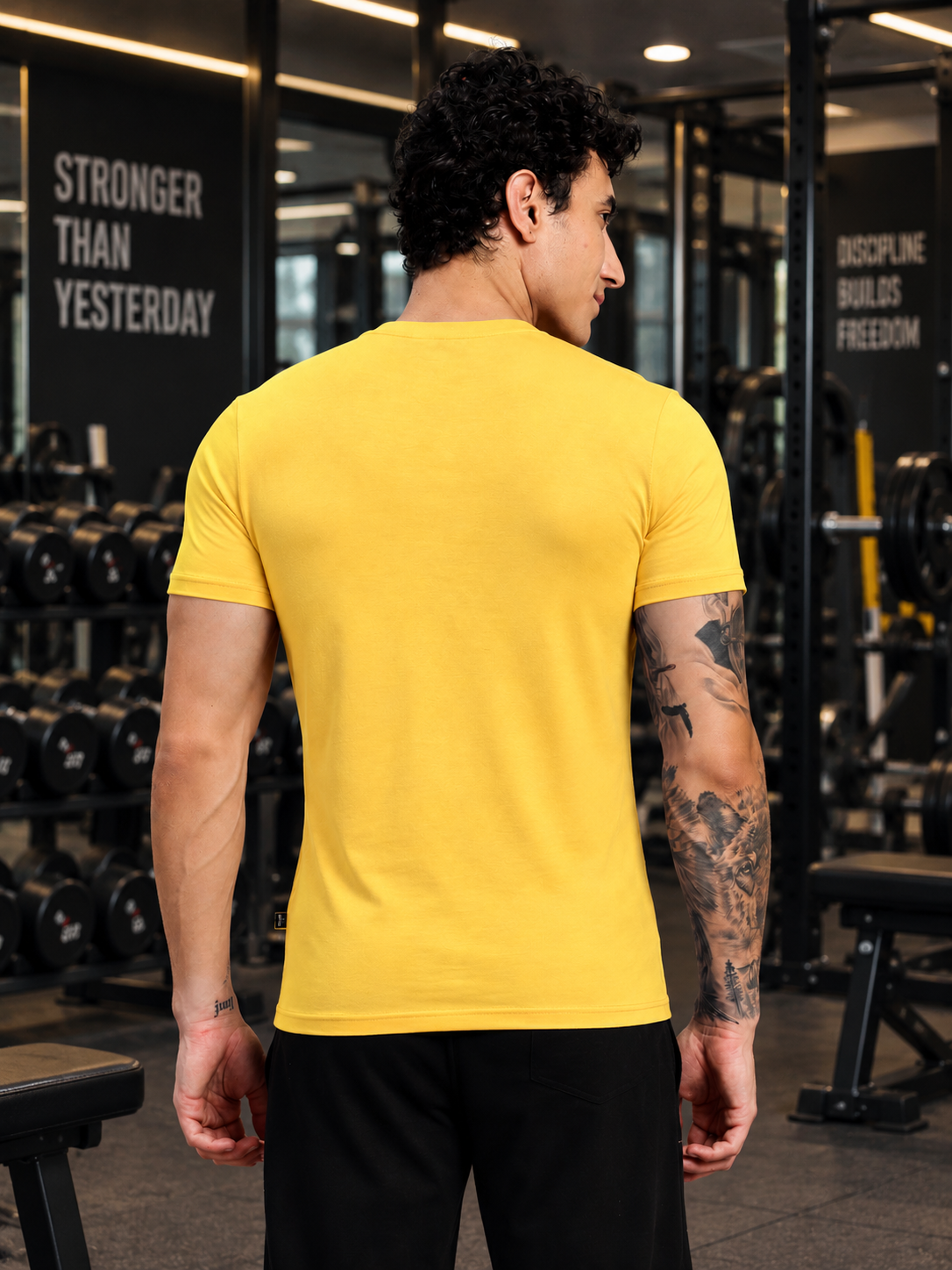 CORE SHORT REGULAR FIT T-SHIRT YELLOW