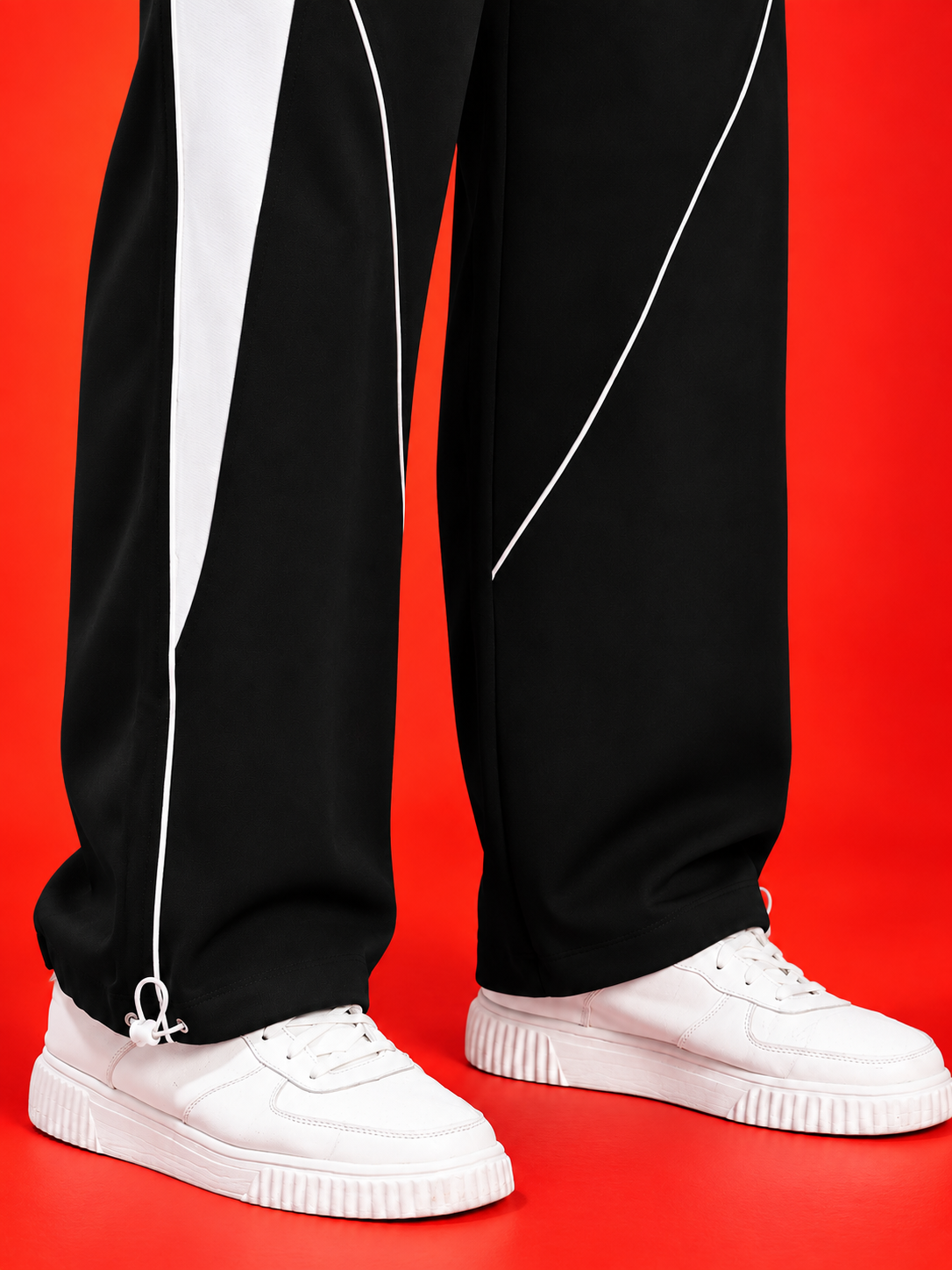 BOLD ELECTRIC RELAXED-FIT JOGGERS BLACK
