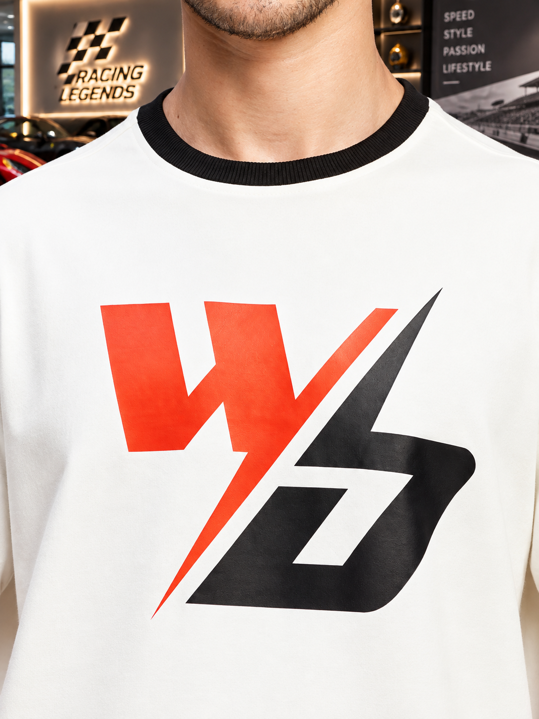 SPEED SURGE RELAXED FIT T-SHIRT OFF-WHITE