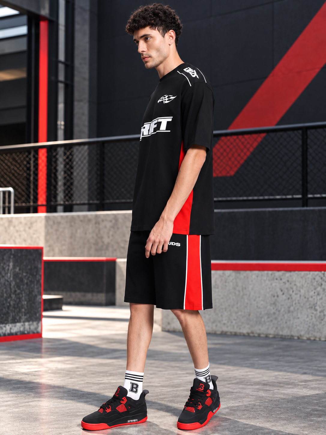DRIFT OVER-SIZED T-SHIRT BLACK