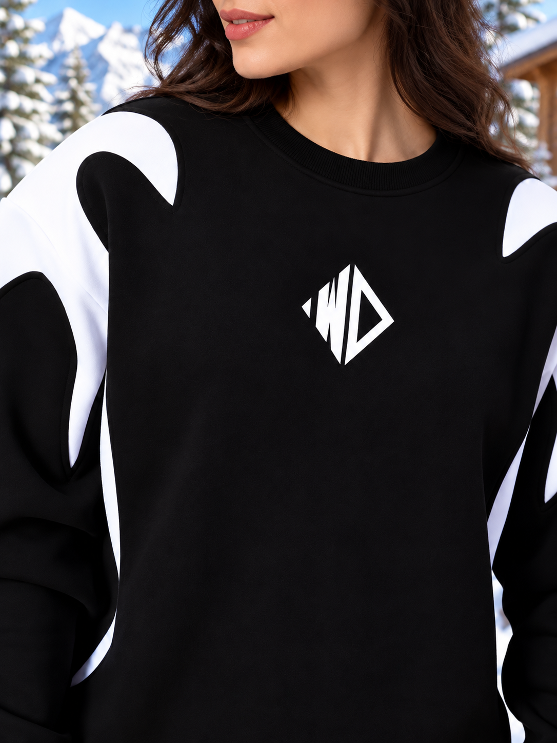 WOMEN INFINITY SAGA OVERSIZED FLEECE SWEATSHIRT BLACK