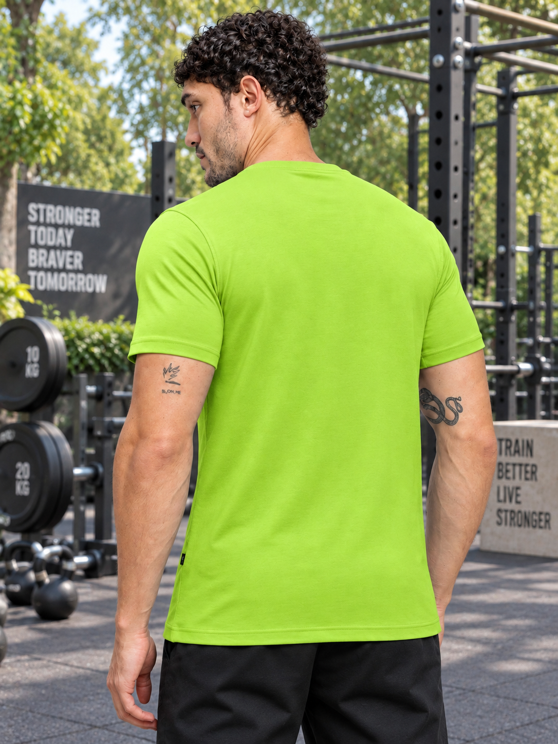 CLASSIC SLIM FIT T-SHIRT NEON GREEN