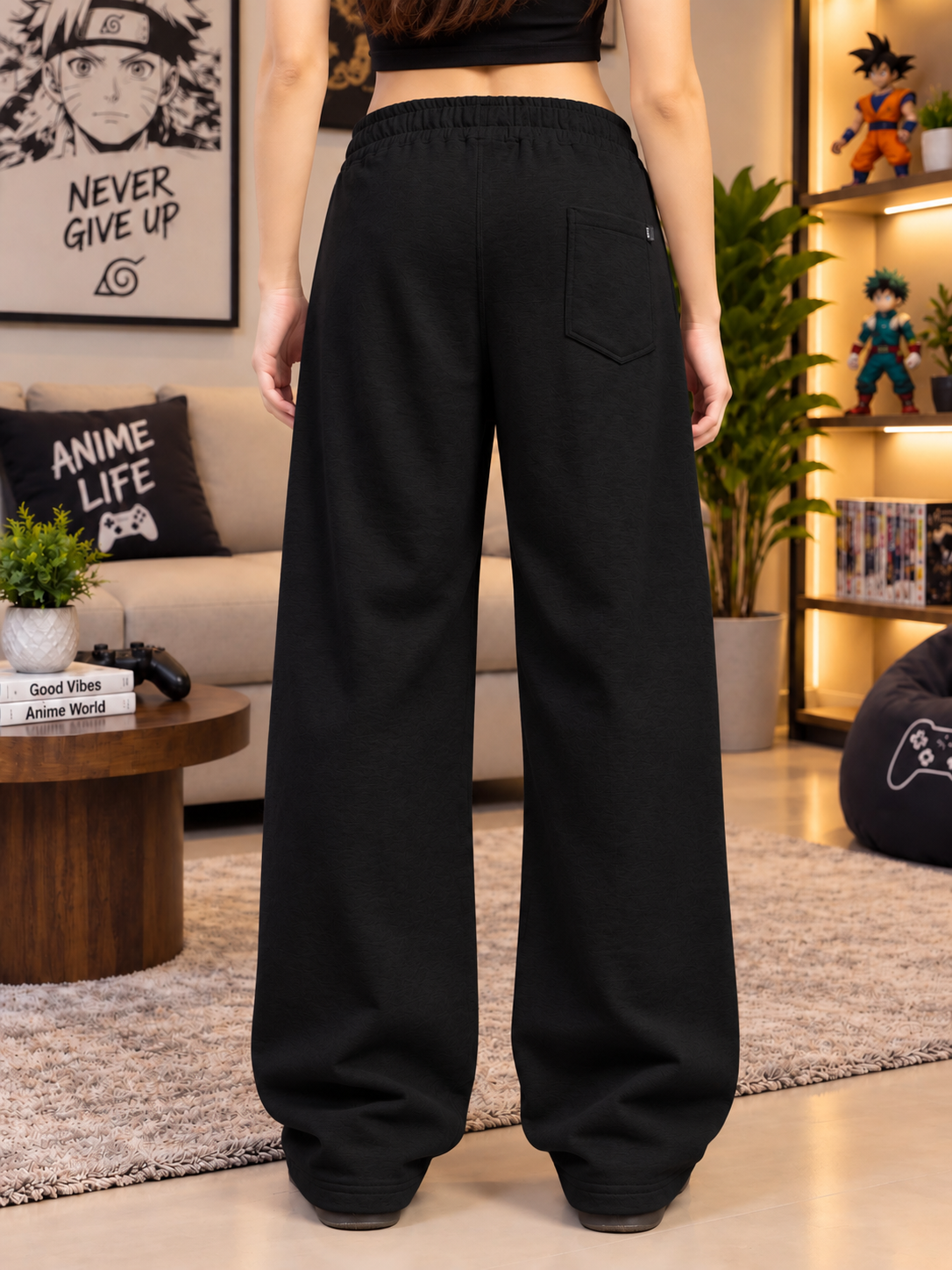 WOMEN CHILL GRAPHIC JOGGERS BLACK