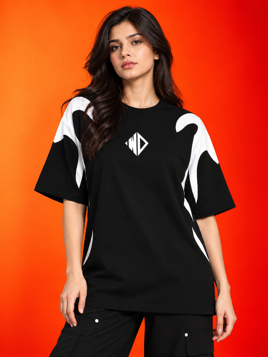 WOMEN INFINITY SAGA OVER-SIZED T-SHIRT BLACK