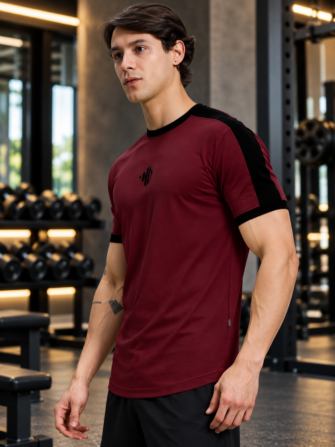 SHERPA REGULAR FIT T-SHIRT MAROON