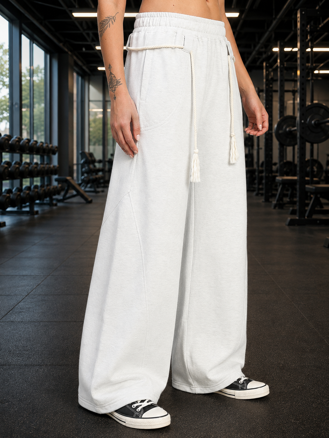WOMEN BAGGY DRIFT LIGHT JOGGER OFF-WHITE