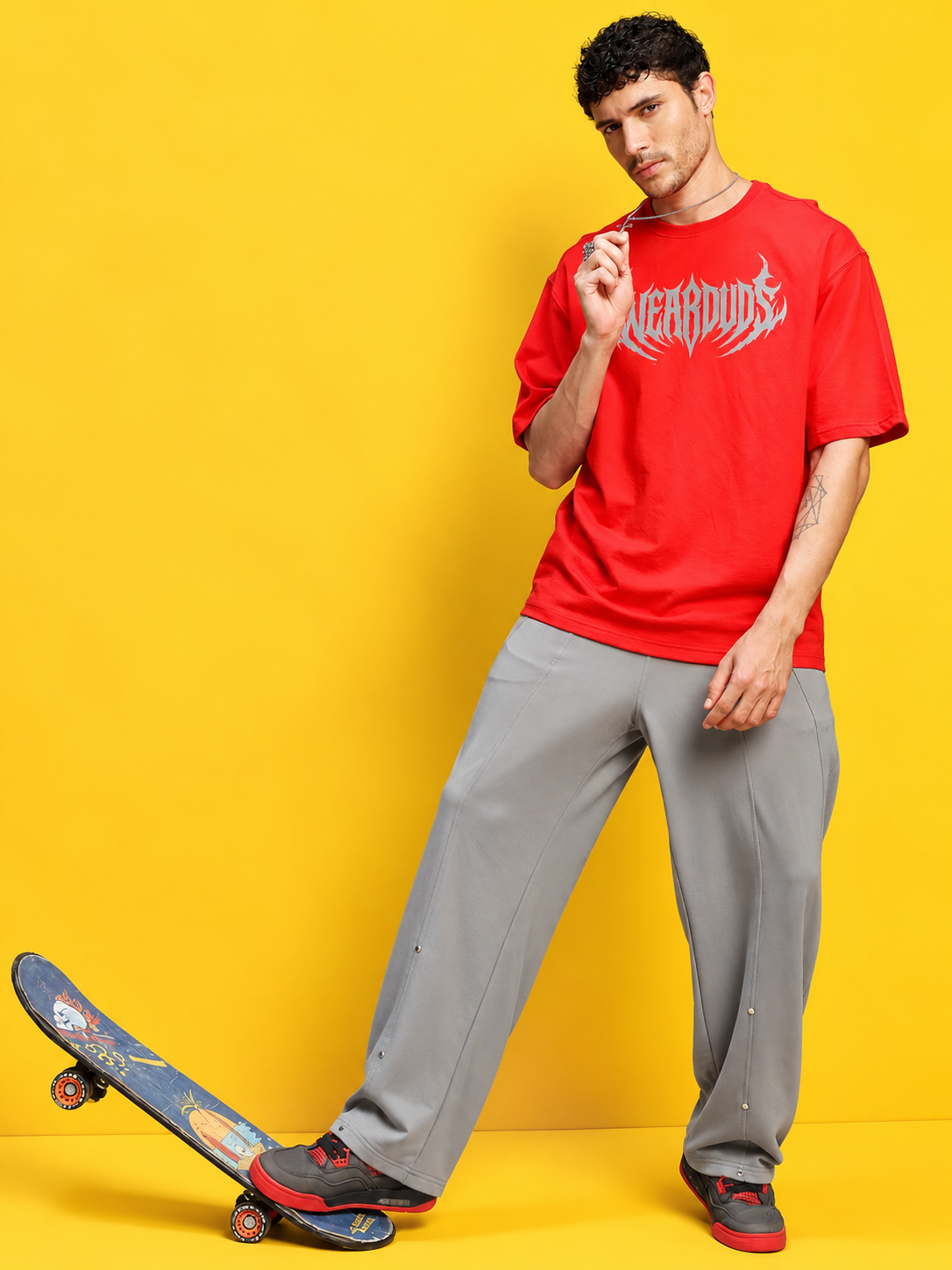 METALLIC HARDWARE ACCENT JOGGERS GREY