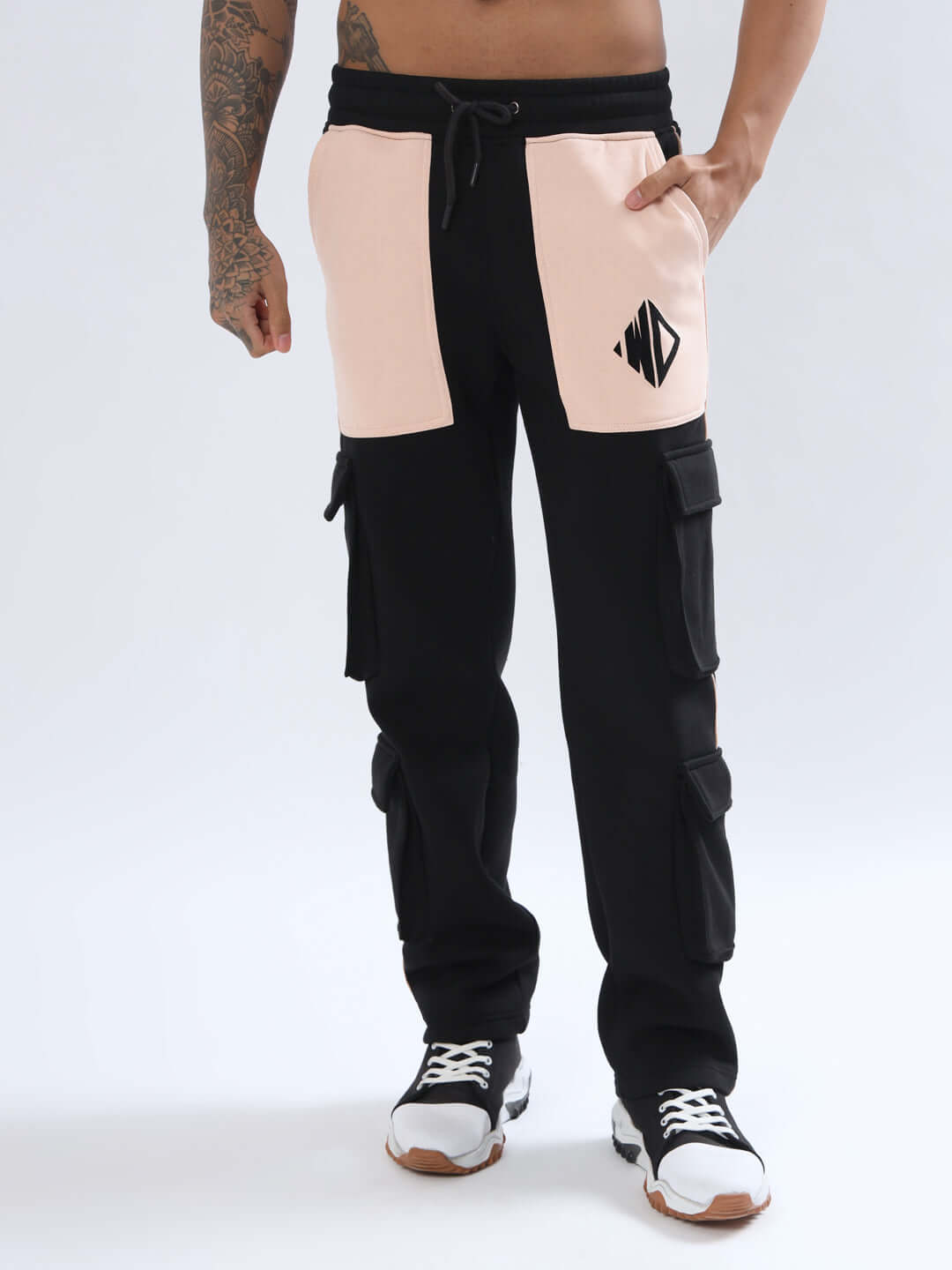 Gorbcore Fleece Colorblock Cargo Pant (Black-Beige) - Wearduds