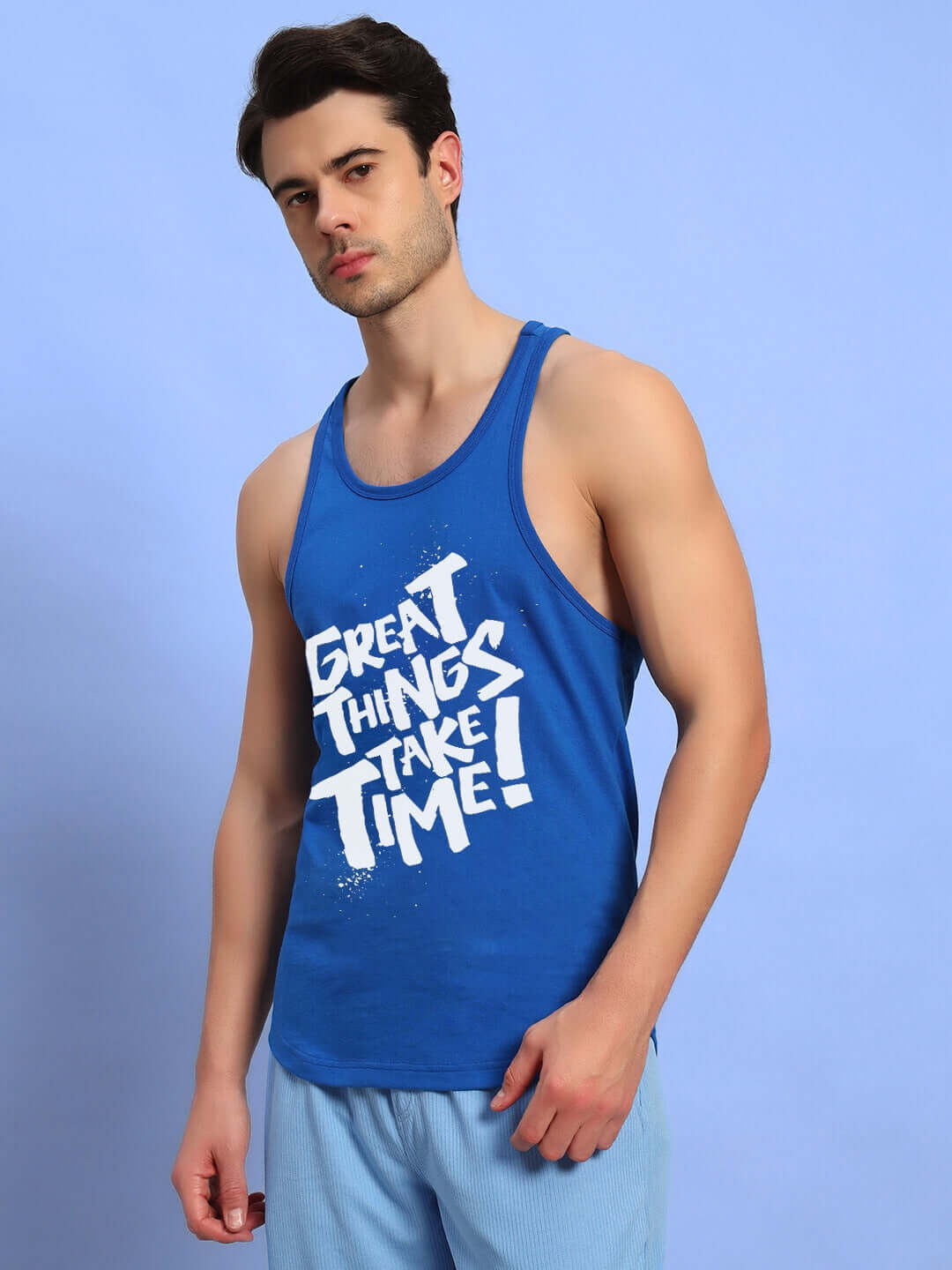 GREAT THINGS GYM T-SHIRT ROYAL BLUE with motivational text, ideal for workouts and custom fit options available.