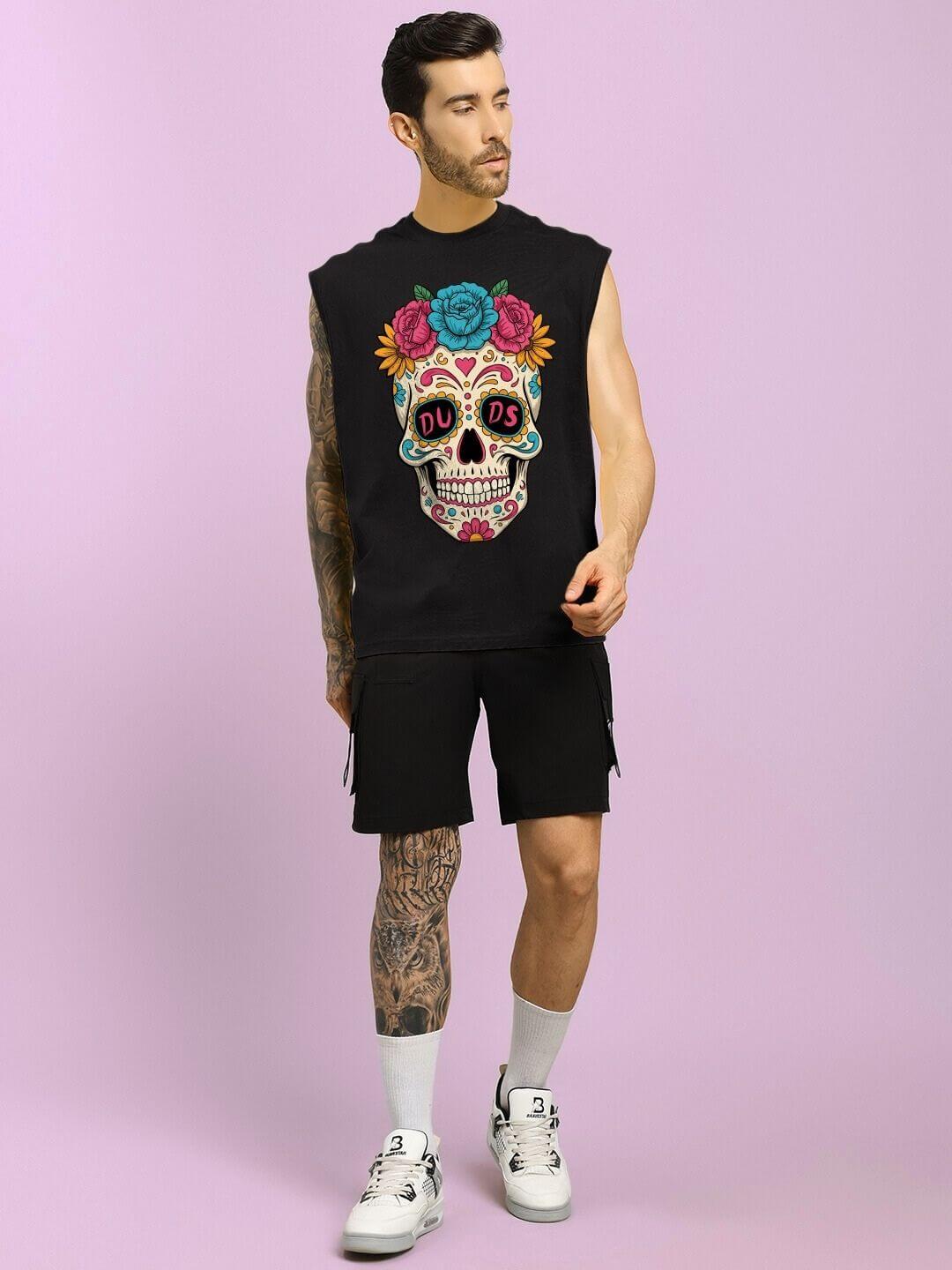 Man wearing HAPPY SKULL PRINTED GYM T-SHIRT BLACK with colorful skull design, showcasing edgy street style and athletic performance.