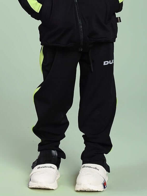 High Performance Jogger for Boys and Girls Black, durable cotton-blend fleece, sportswear for active kids.