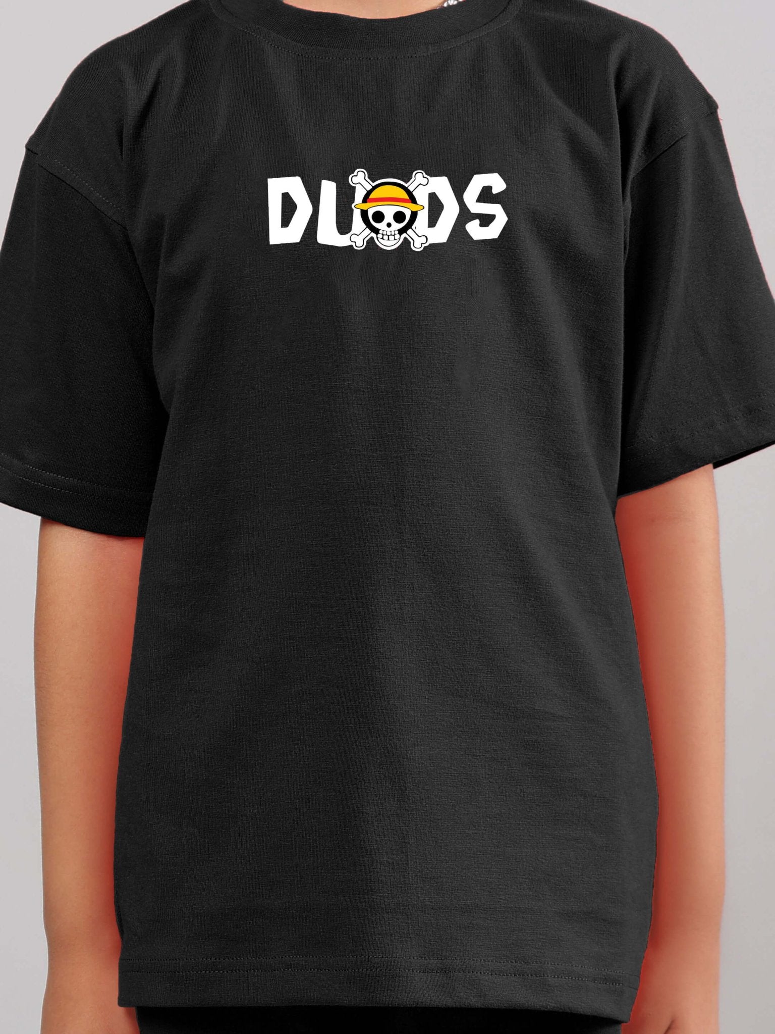 ONE PIECE T-SHIRT FOR BOYS GIRLS BLACK featuring anime skull logo on front, children fashion, cotton fabric for comfort and style.