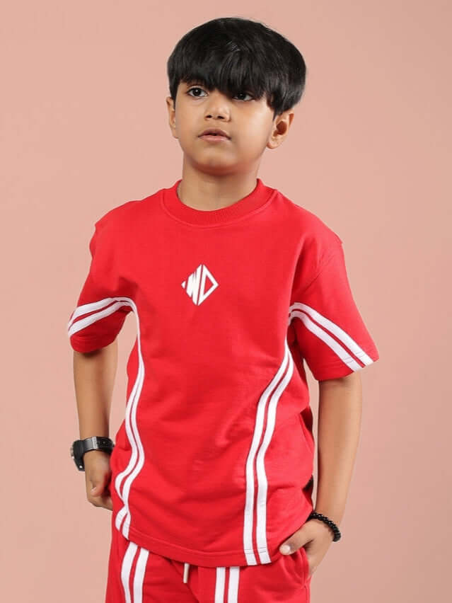OUTLOOK T-SHIRT FOR BOYS GIRLS RED featuring soft fabric, regular fit, perfect for kids' active lifestyles.