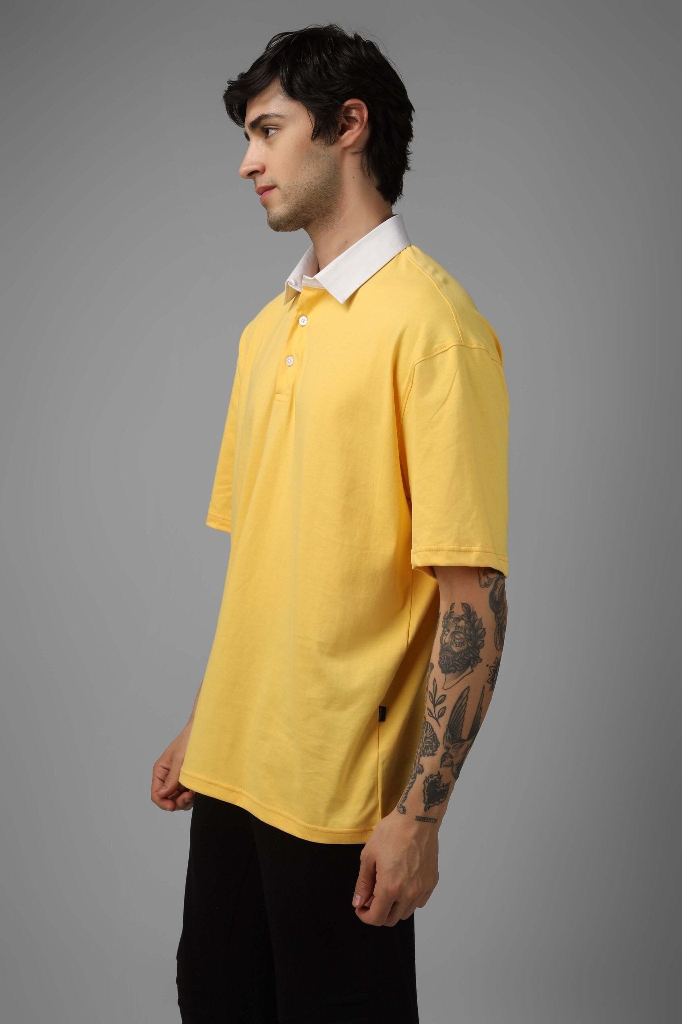 OVERSIZED POLO HALF SLEEVES T - SHIRT YELLOW - Polo T-shirt