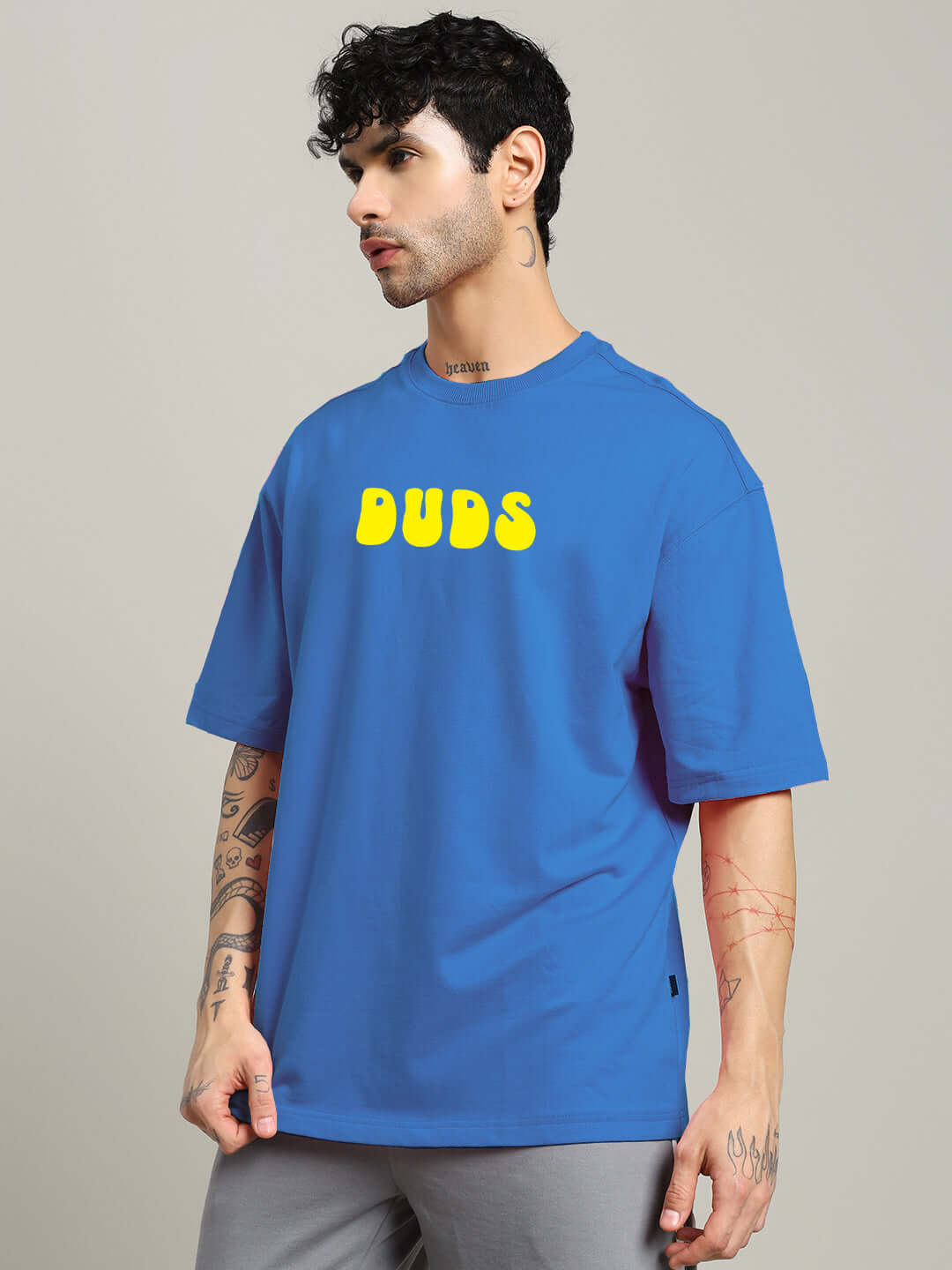 PERSONAL TRUTH OVERSIZED T-SHIRT BLUE with yellow 'BUDS' text, ideal for casual wear and active lifestyles.