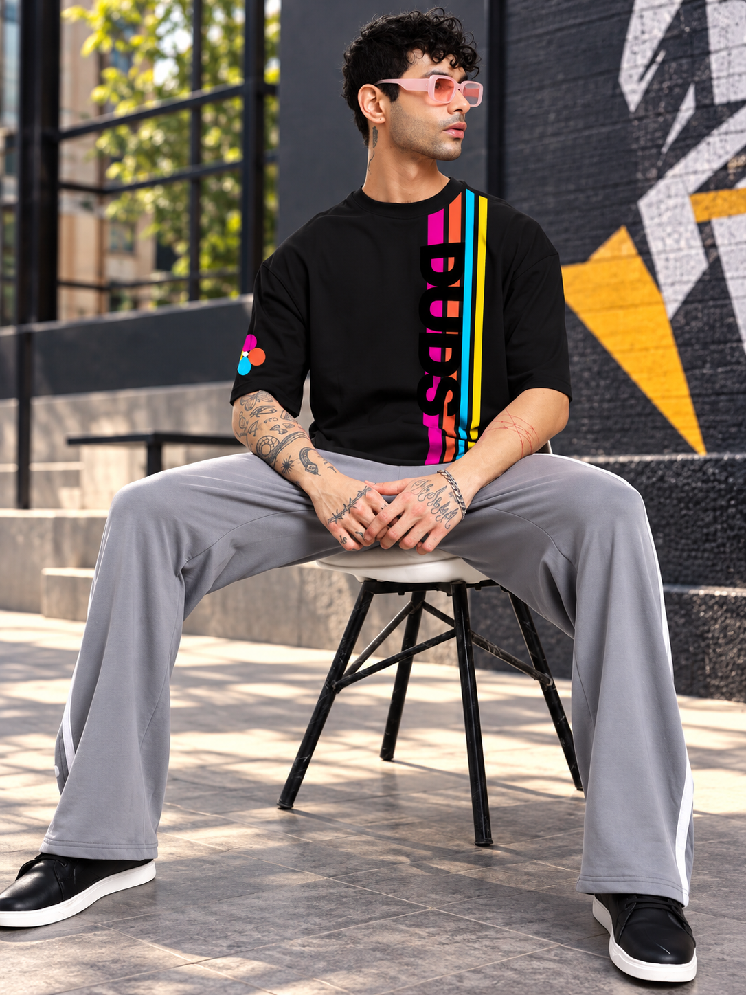 RETRO STRIPES OVERSIZED T-SHIRT BLACK