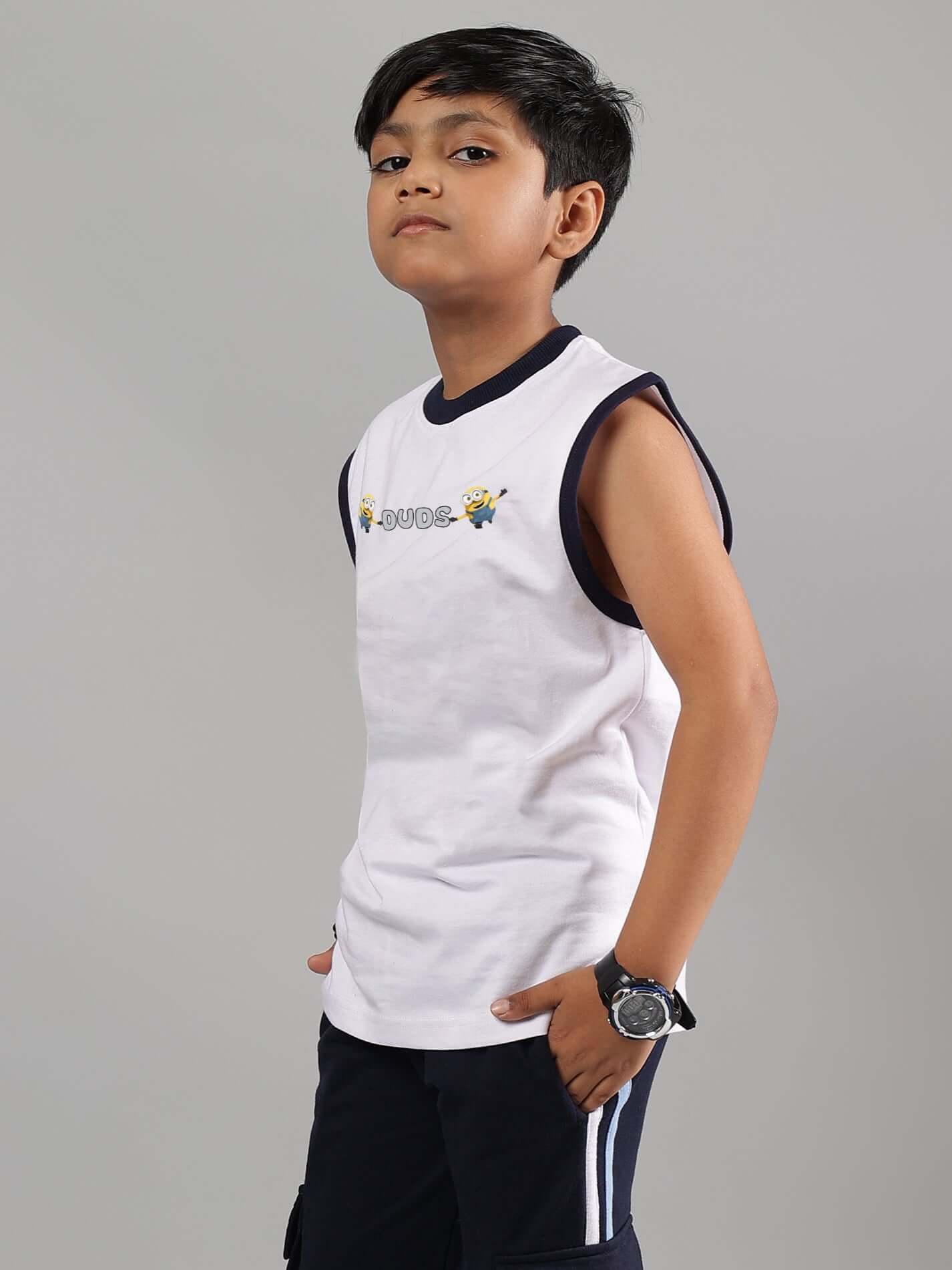 Child wearing white Robo Minions t-shirt sleeves with a confident pose, suitable for boys and girls.