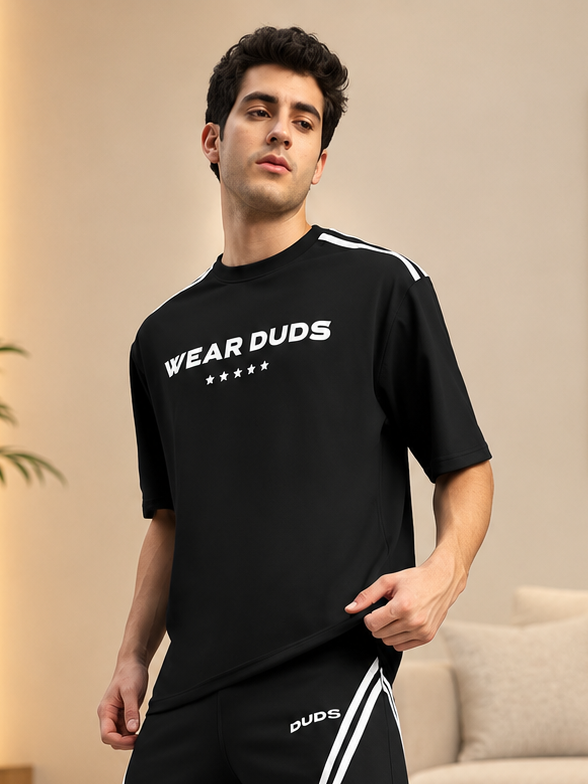 STAR JUMPER OVER-SIZED T-SHIRT BLACK