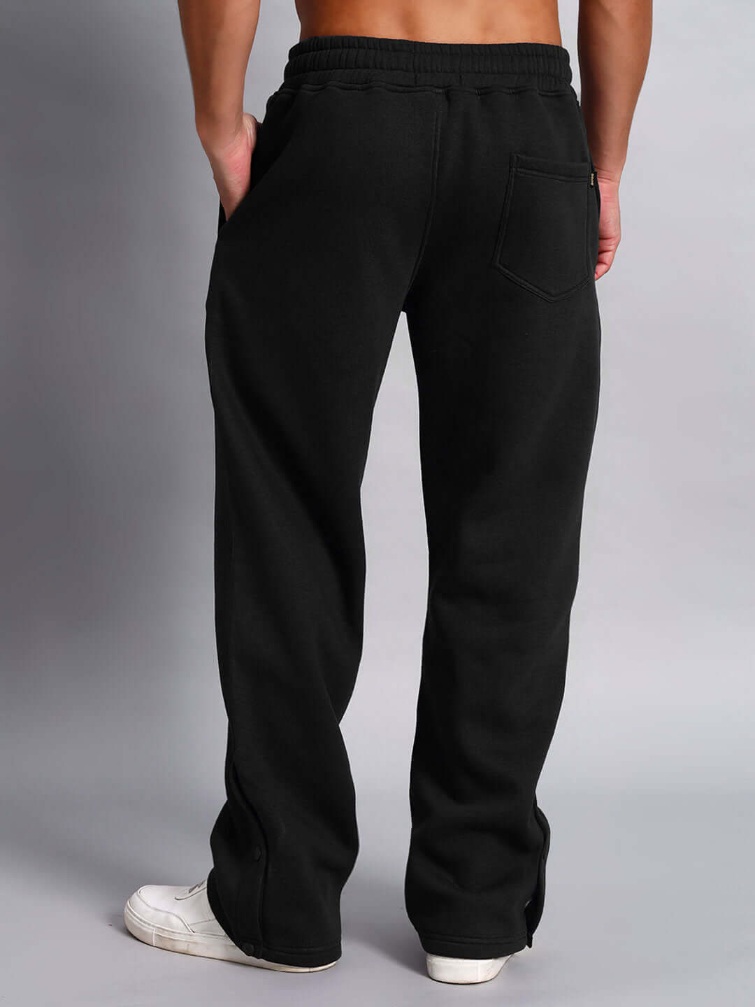 Back view of WEARDUDS SUPREME FLEECE CO-ORD BLACK pants with pocket, made by experienced tailors.