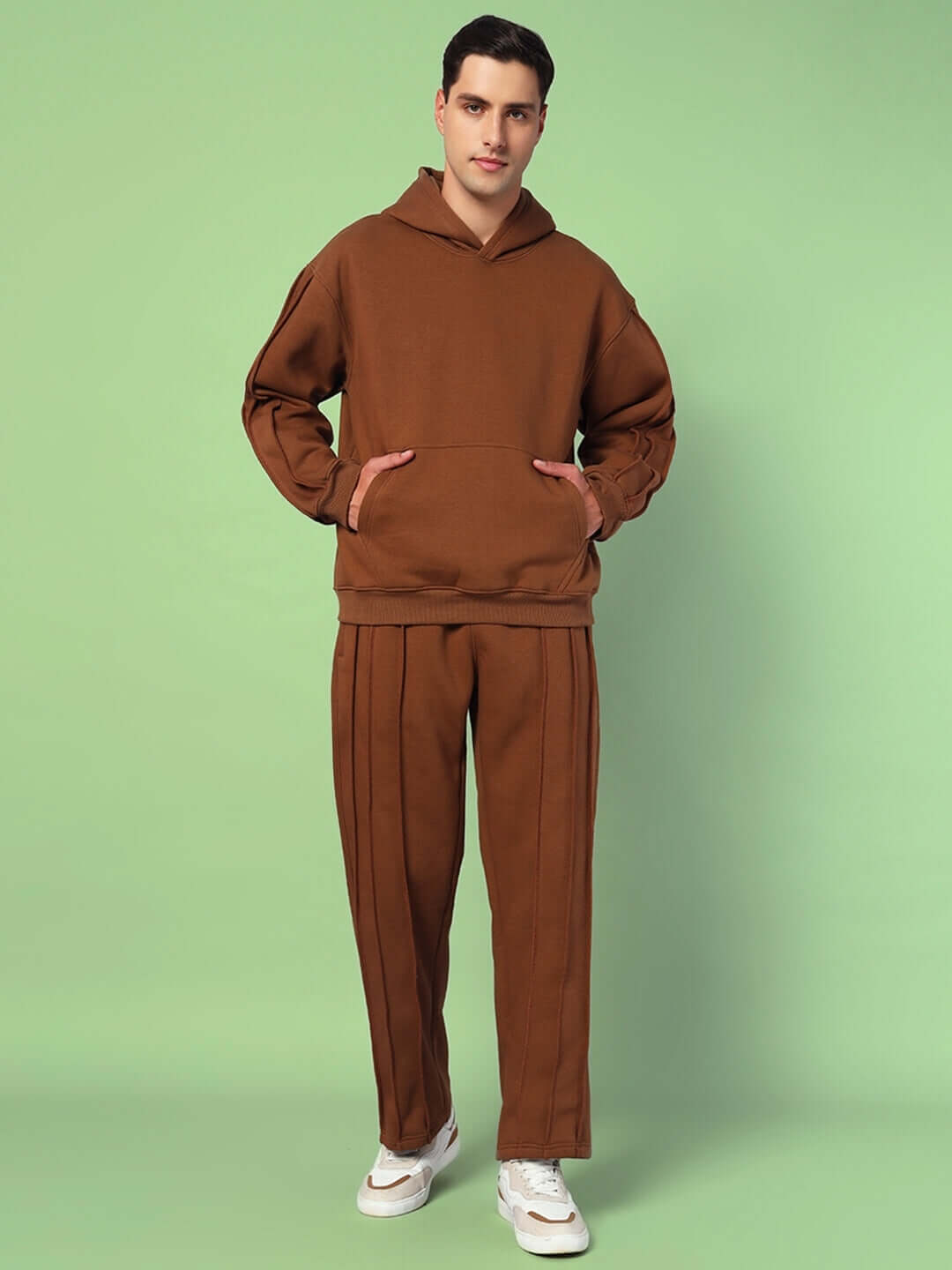 Model wearing URBAN FLEECE CARGO PANTS BROWN, showcasing comfortable and stylish fleece streetwear suitable for cooler days.