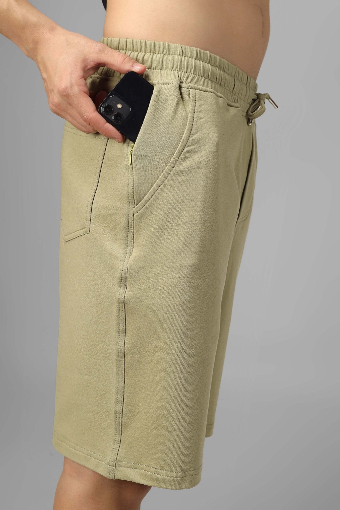 VINTAGE REGULAR FIT SHORTS GRAVEL GREEN - SHORTS
