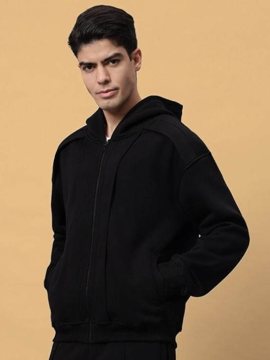 WD ADMIRE COTTON FLEECE HOODIE BLACK, stylish black hoodie with pockets and hood, perfect for casual wear.