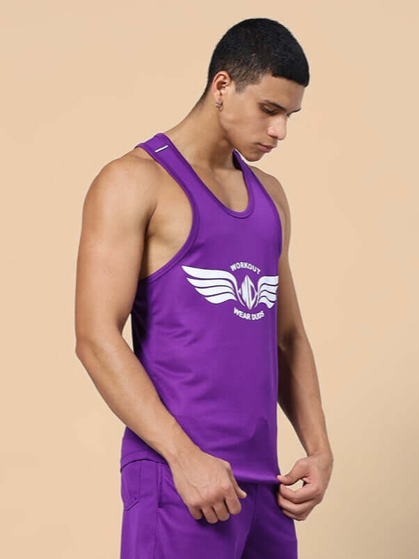 Man wearing WD WINGS GYM T-SHIRT MEN PURPLE, ideal for gym workouts.