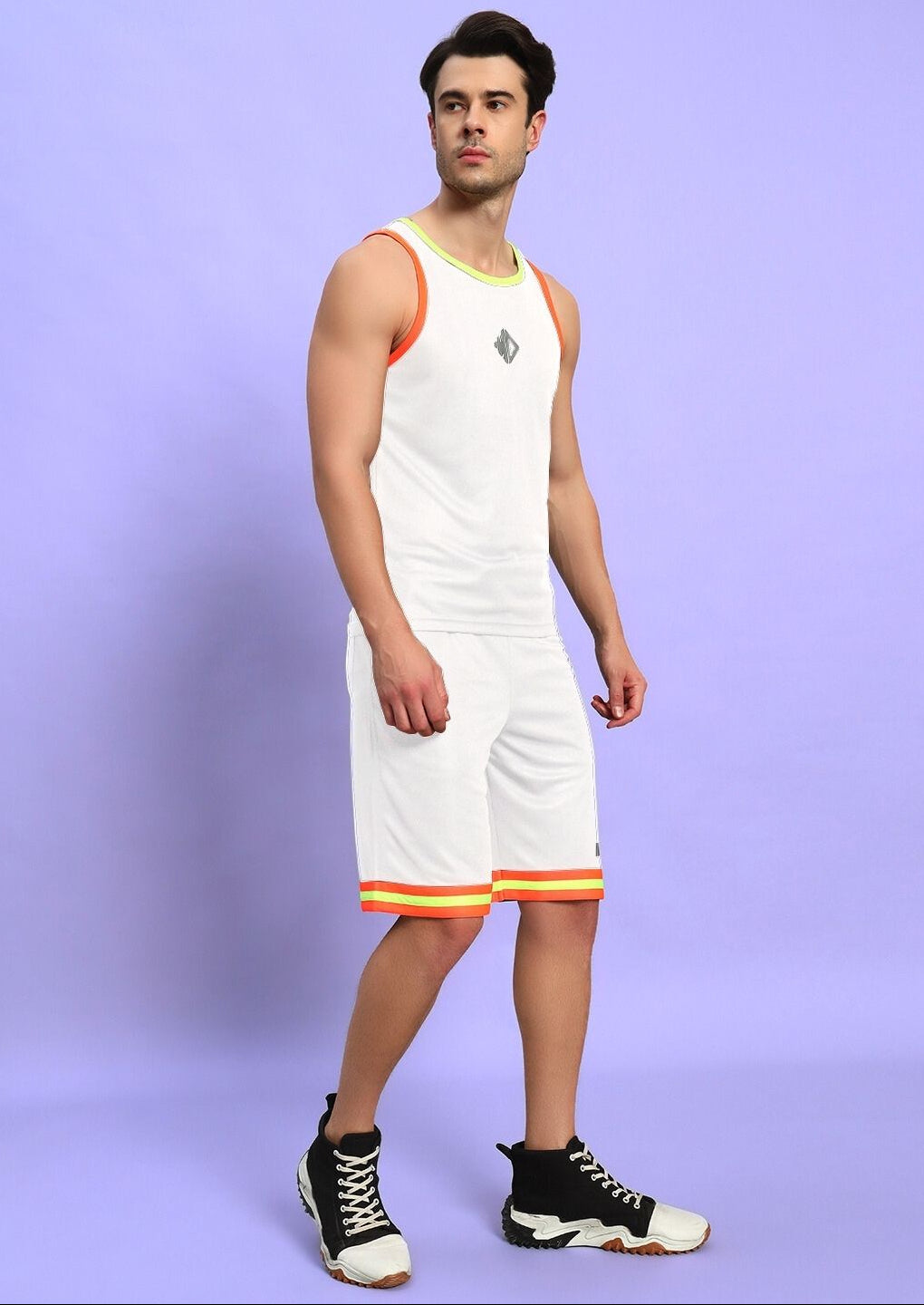 Young man wearing JORDAN GYM REGULAR FIT T-SHIRT WHITE, showcasing athletic and stylish fit suitable for workouts and casual wear.