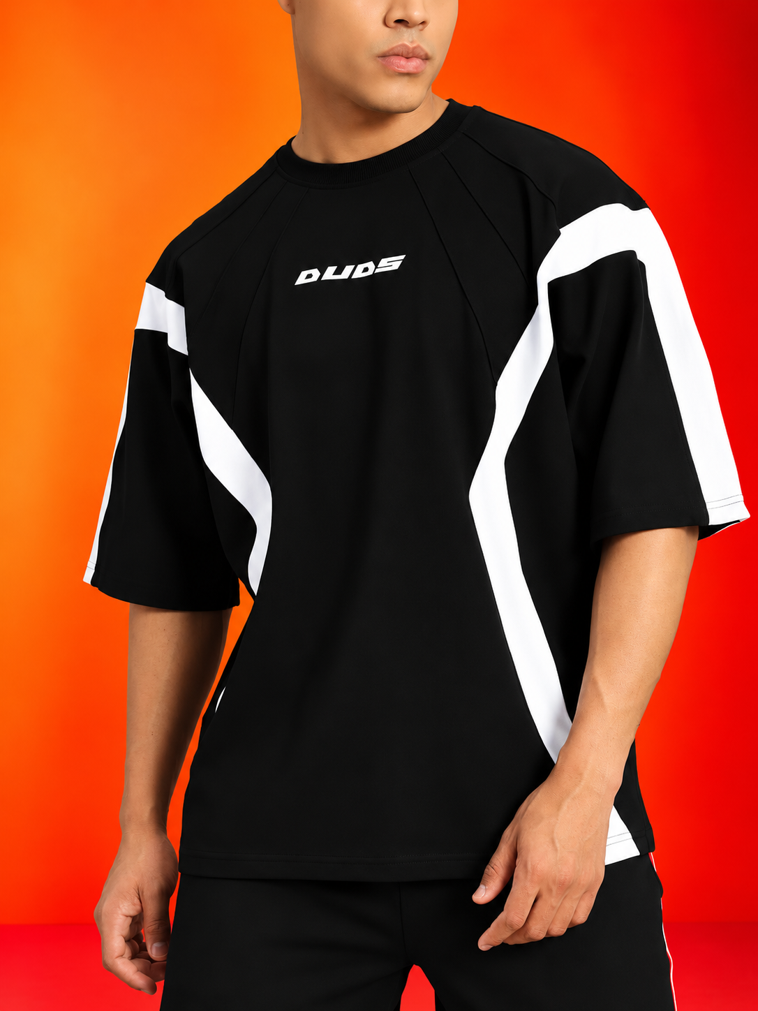 WILD FORCE OVER-SIZED T-SHIRT BLACK-WHITE