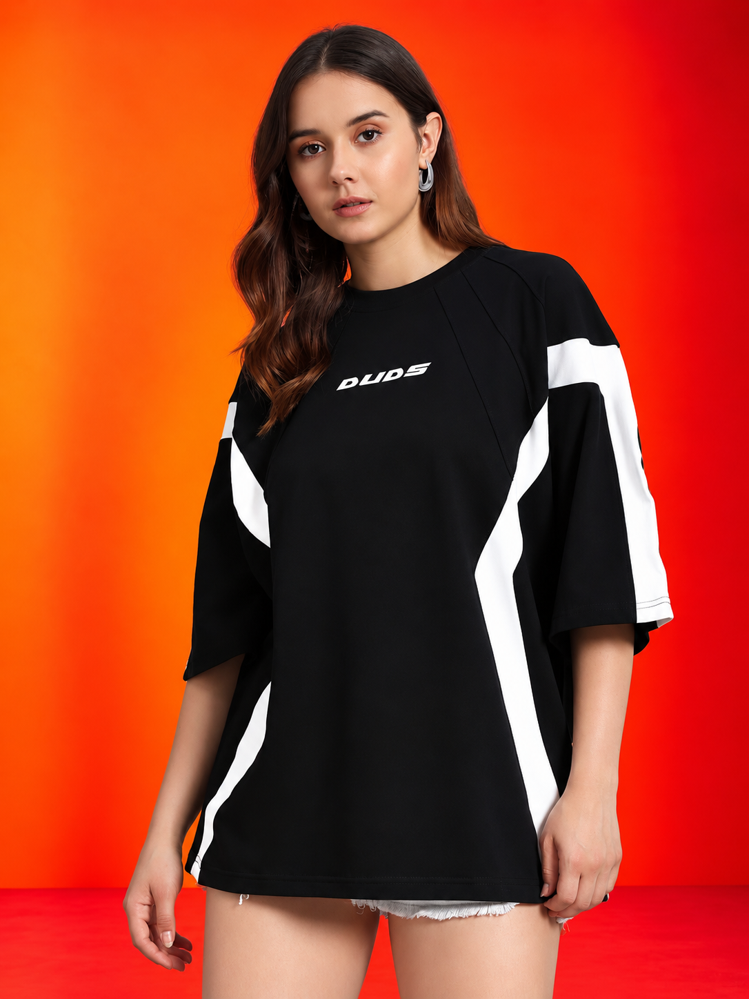 WOMEN WILD FORCE OVER-SIZED T-SHIRT BLACK WHITE