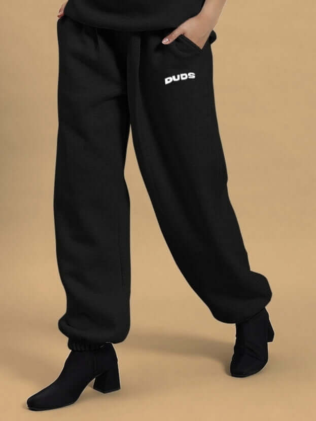 Women's Bona-Fide Fleece Pant Black, relaxed fit pants with elastic waistband, made from ultra-soft fleece for warmth and comfort.