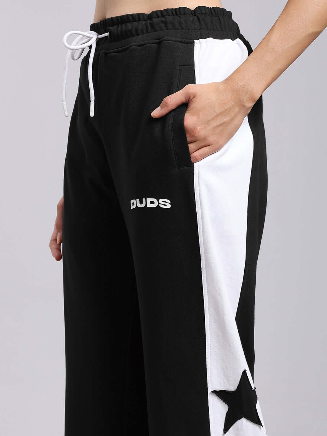 WOMENS BROX STAR RELAXED FIT JOGGERS BLACK-WHITE featuring black and white design with star accents and relaxed fit for comfort.