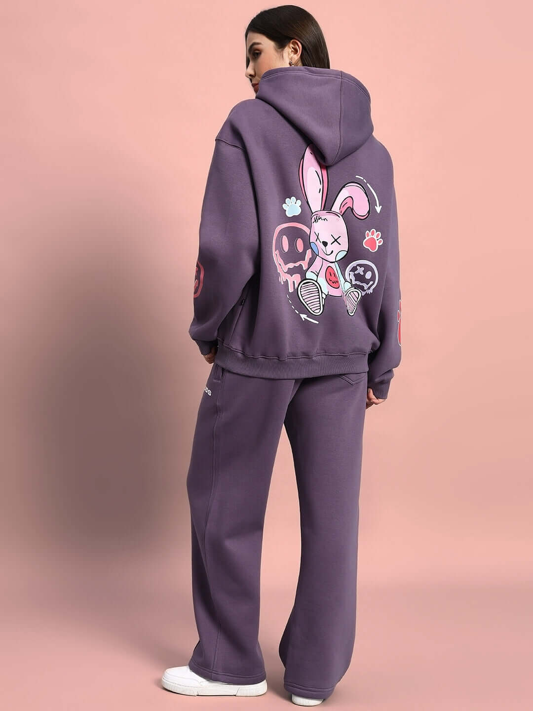 WOMEN CASPER FLEECE COLORBLOCK CO-ORD VIOLET hoodie and joggers with cartoon graphic, showcasing streetwear style and vibrant design.