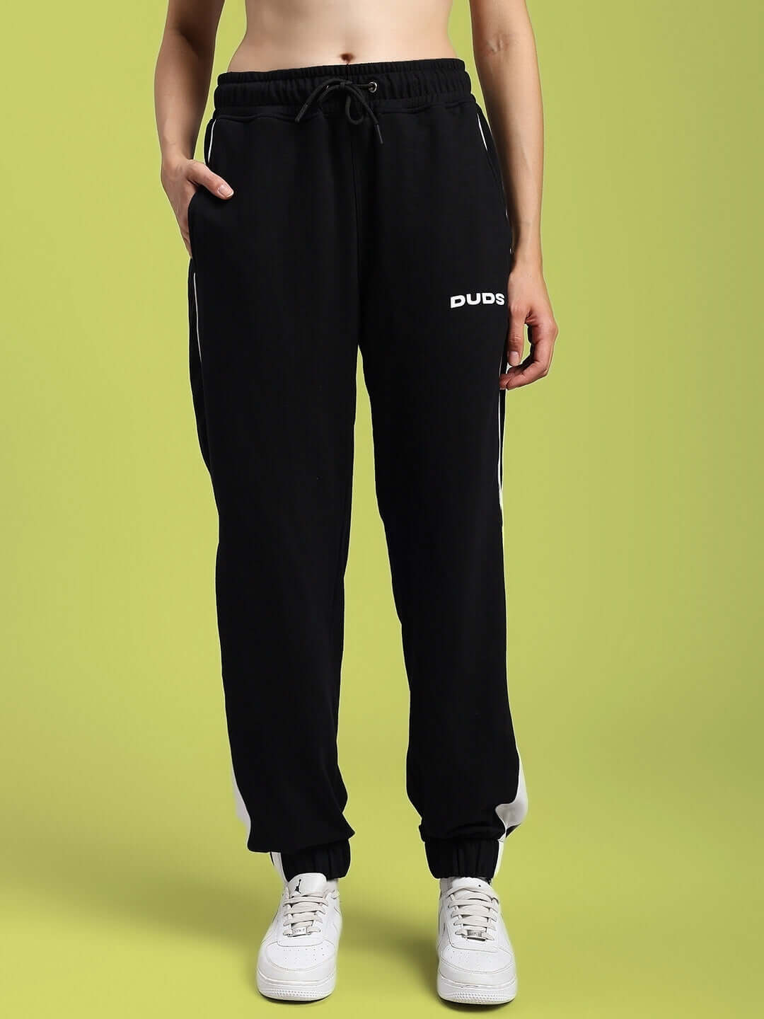 WOMENS DENVER RELAXED FIT JOGGERS BLACK, featuring a soft, durable fabric for all-day comfort and style.