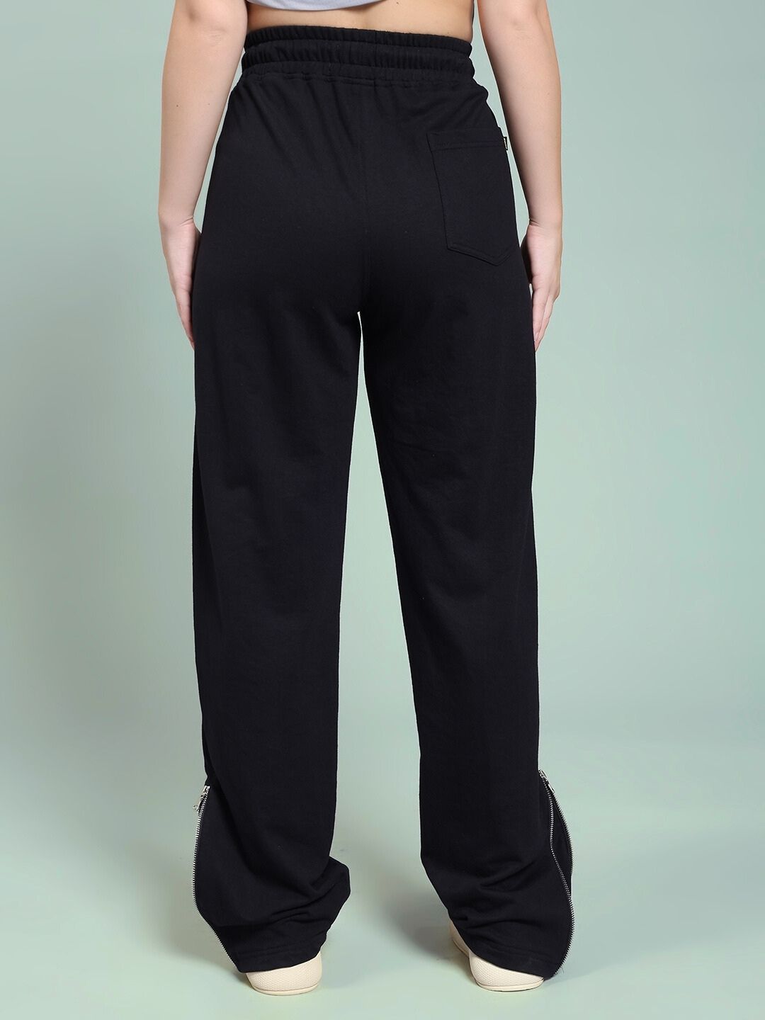 Back view of WOMEN'S JOSS WINS RELAXED-FIT JOGGER BLACK showcasing comfortable design and stylish fit.