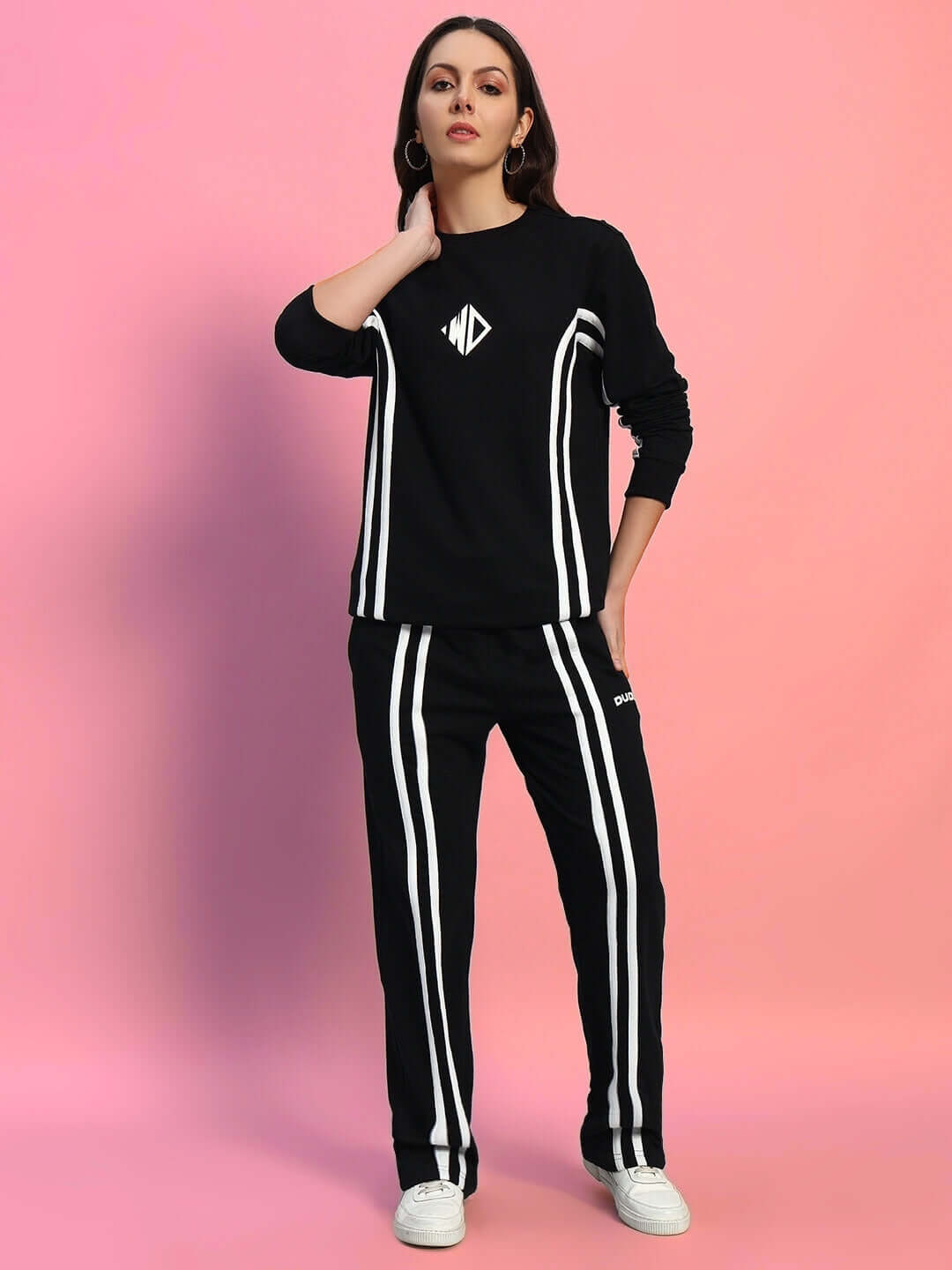 WOMEN'S OUTLOOK CO-ORD SET BLACK WITH WHITE STRIPE, stylish streetwear, comfortable, sleek design, sport-chic, relaxed fit fashion.