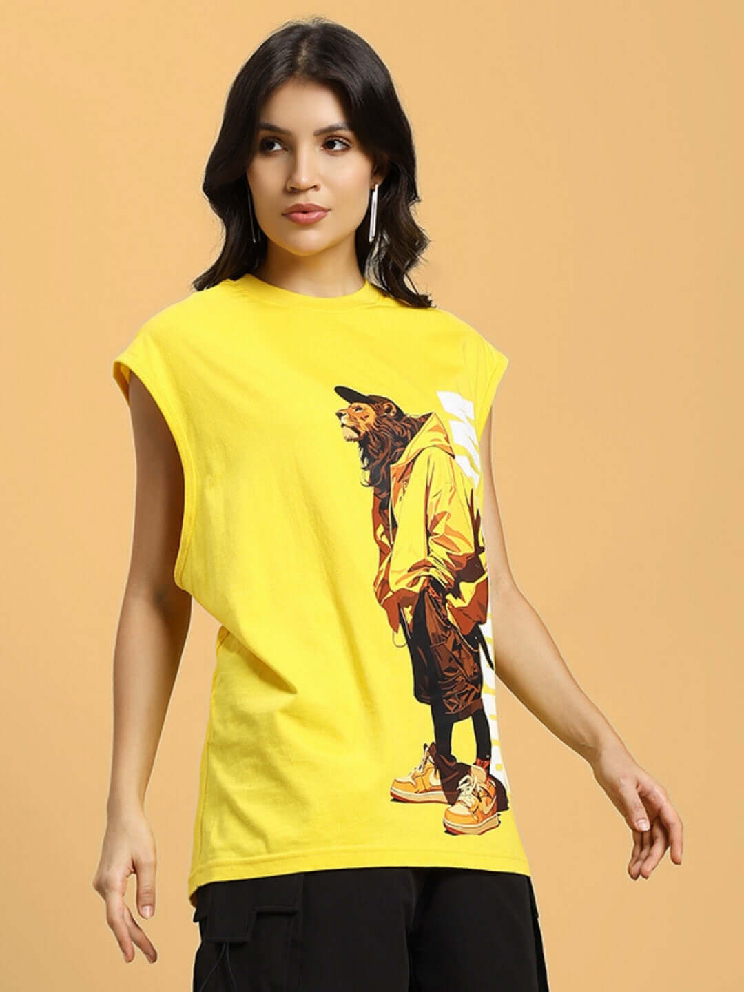 Yellow Women's Street Lion Gym T-Shirt featuring a stylish urban design, perfect for customizable fit. Vibrant and trendy activewear.