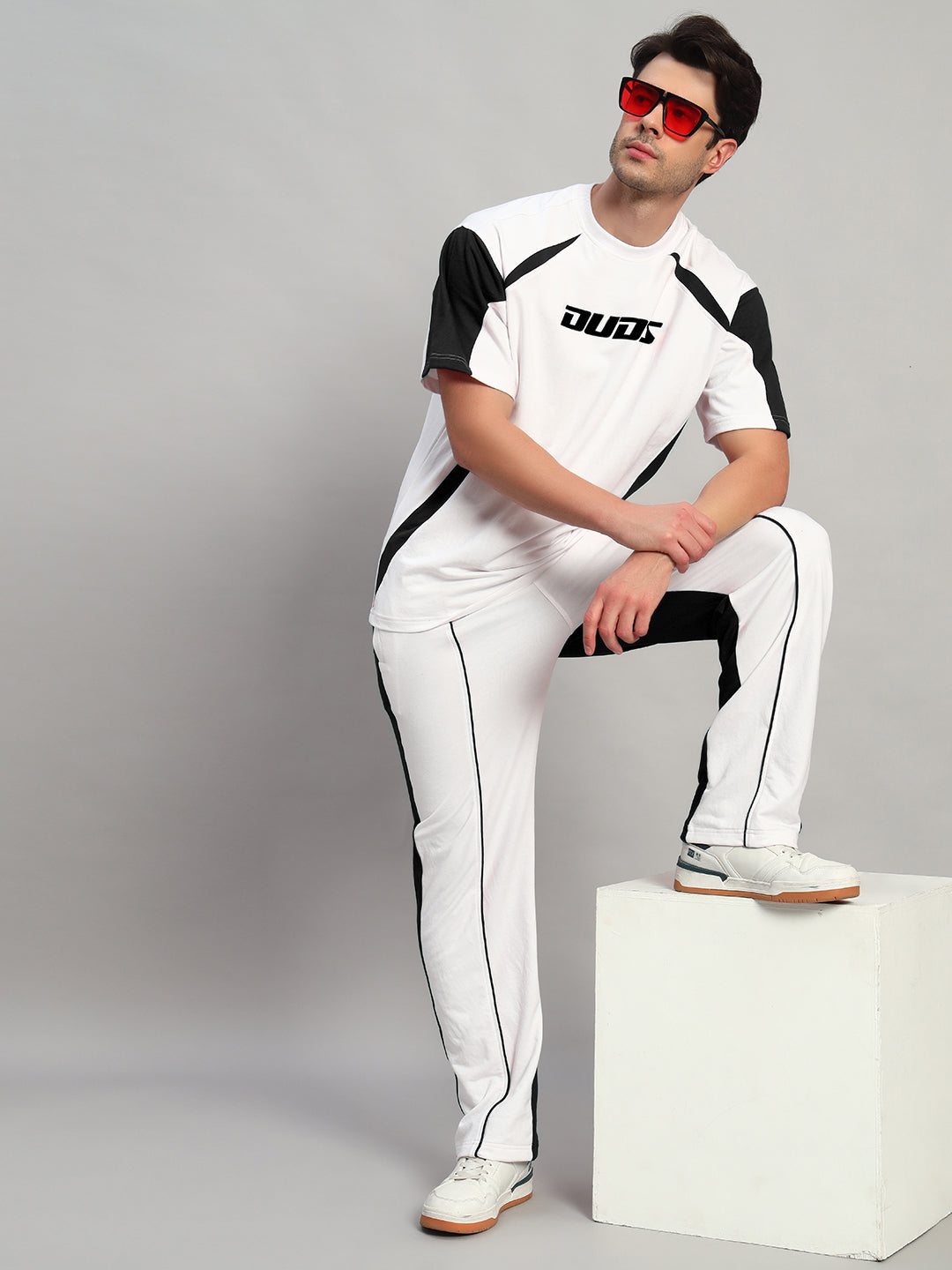 LAGOON RELAXED FIT JOGGERS (WHITE BLACK)