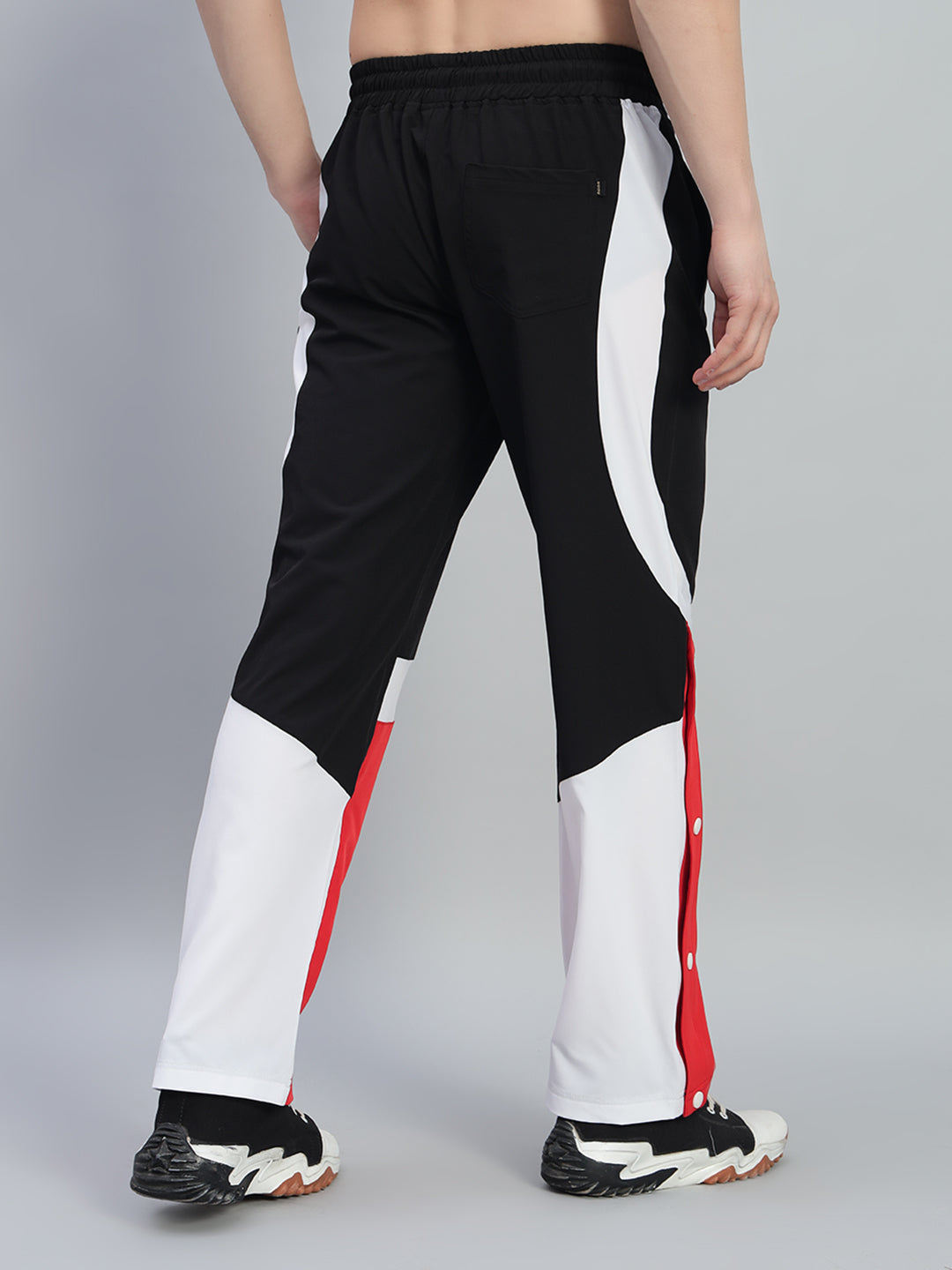 MARCO RELAXED FIT CARGO PANTS (BLACK-RED)