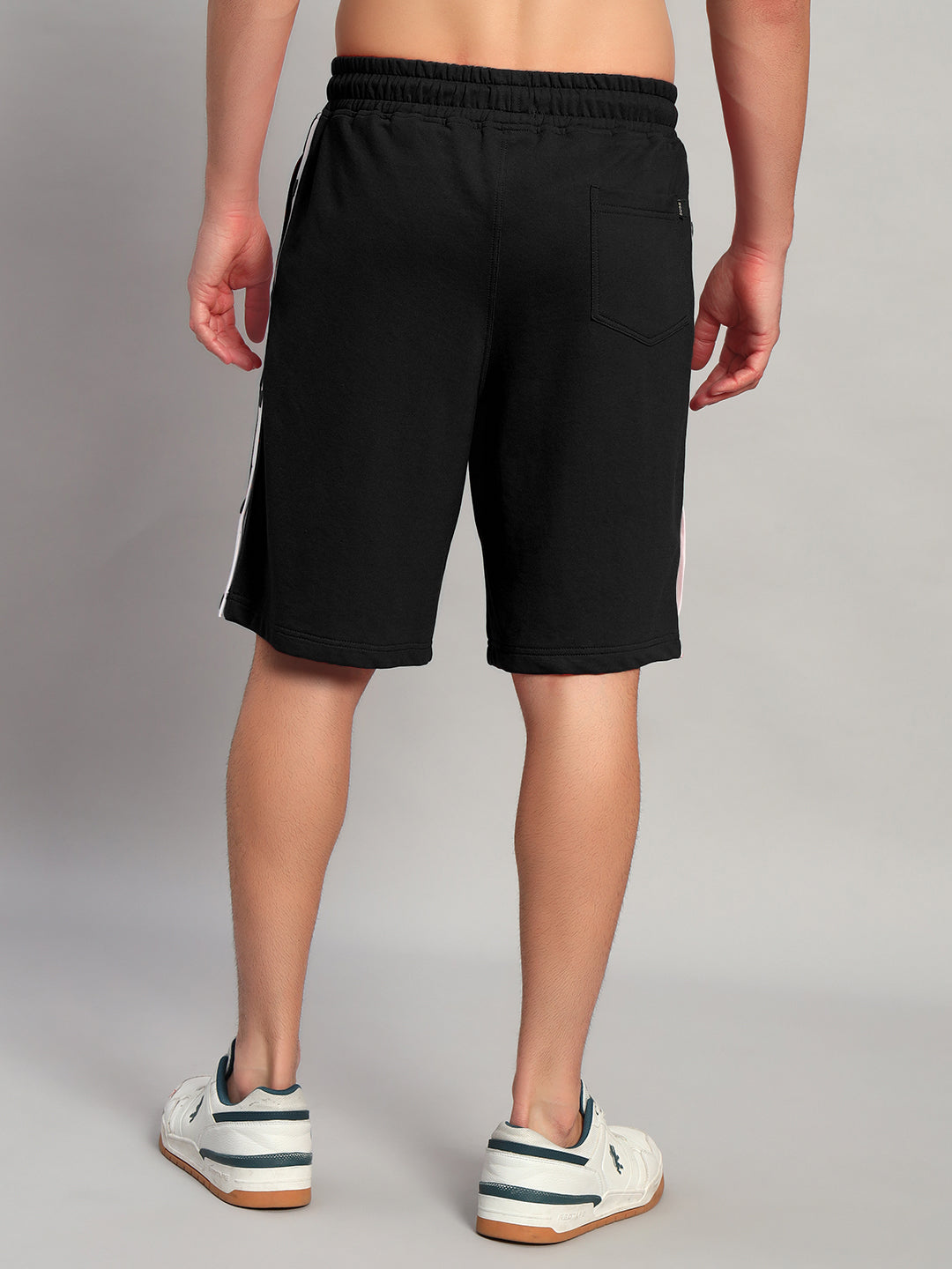 EZEL REGULAR FIT SHORTS (BLACK)