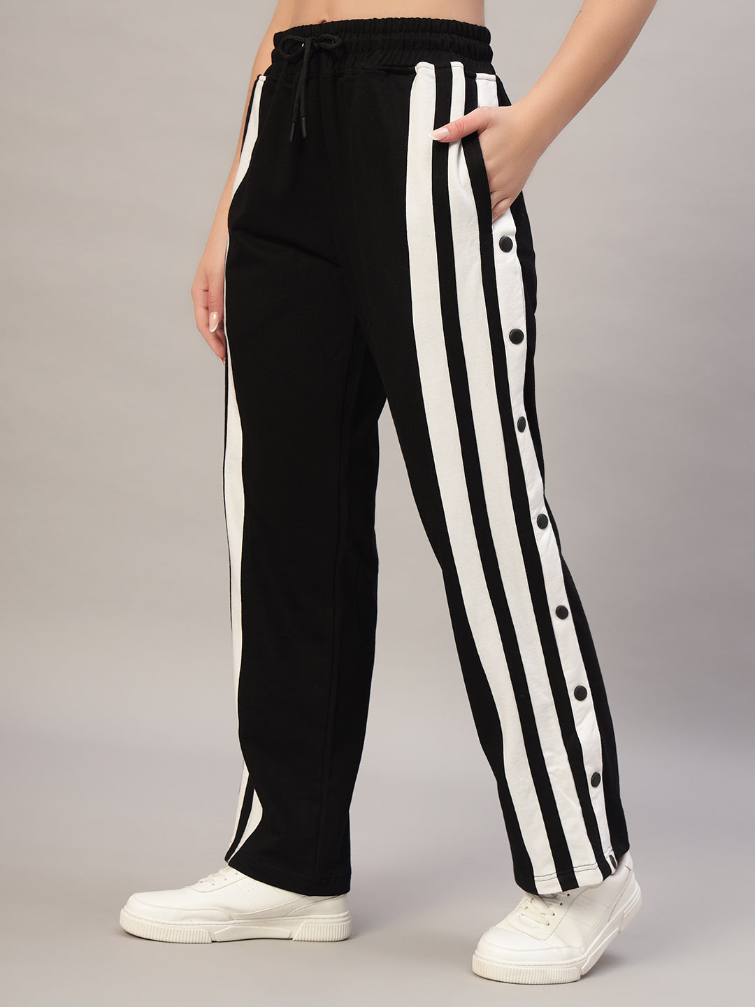 WOMEN'S DANCER JOGGERS (BLACK-WHITE)