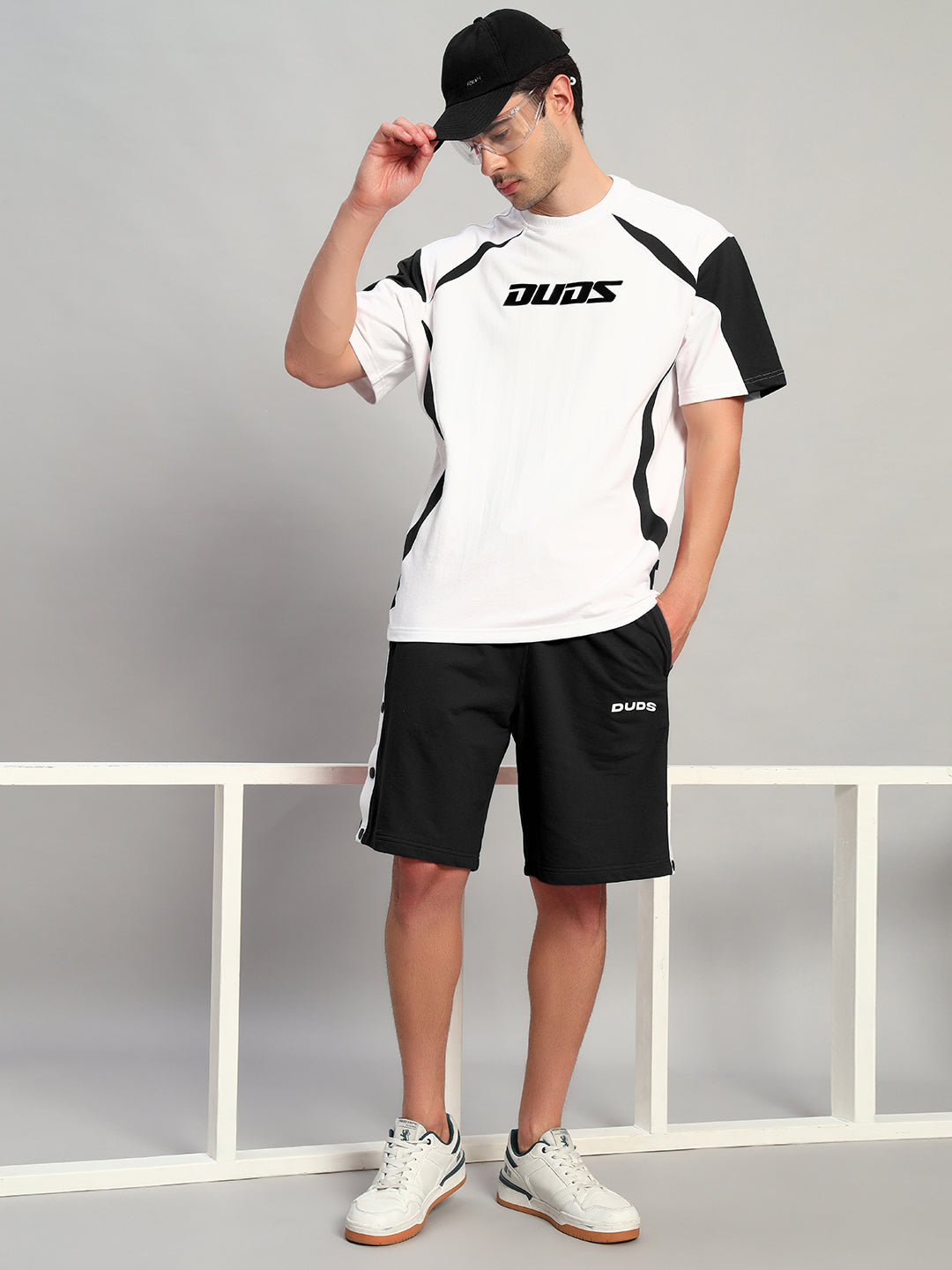 Candor Over-Sized T-Shirt (White Black)