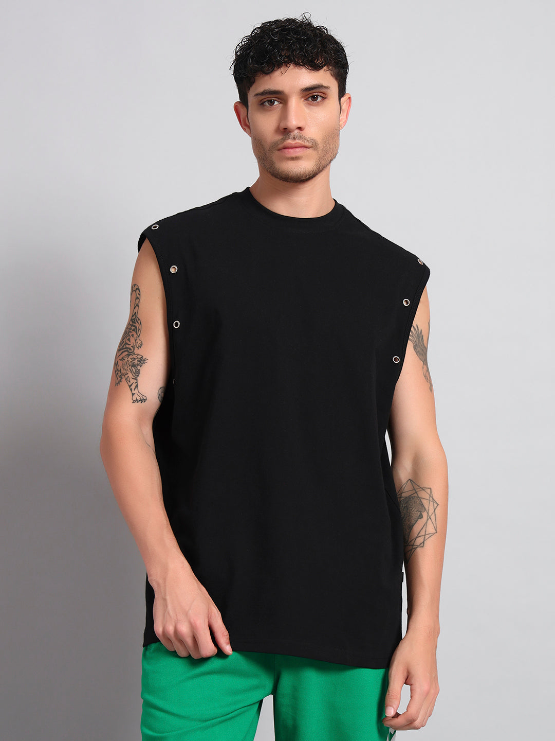 ALVEN OVERSIZED T-SHIRT (BLACK)