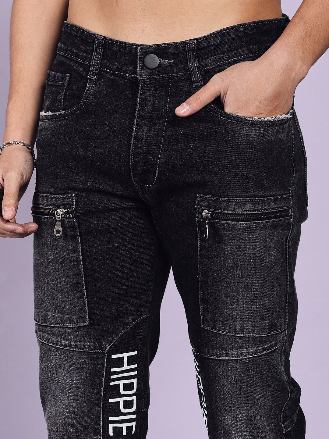 HIPPIE BLACK REGULAR FIT DENIM JEANS (BLACK)