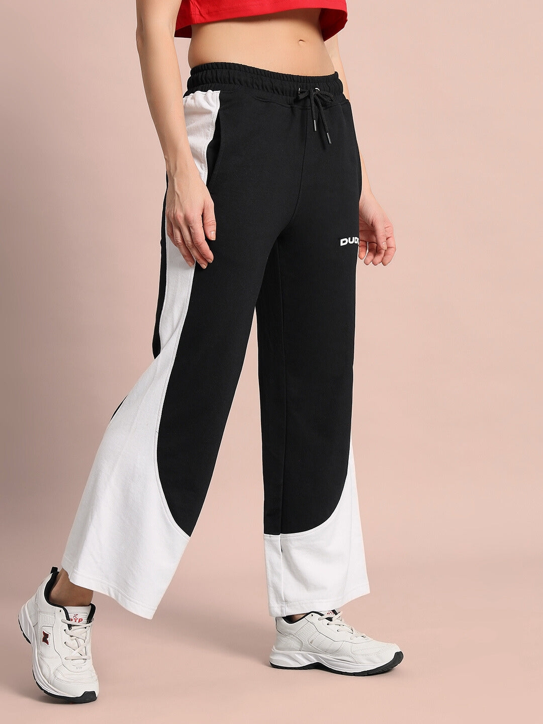 WOMEN'S HURTLE BAGGY JOGGERS (BLACK-WHITE)