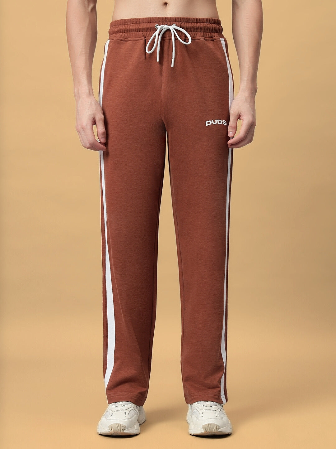 FUTURE ICON 2 STRIPE JOGGER (BROWN)