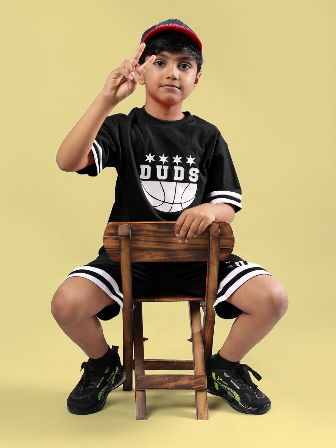 DIGGIN SHORTS FOR BOYS & GIRLS (BLACK)