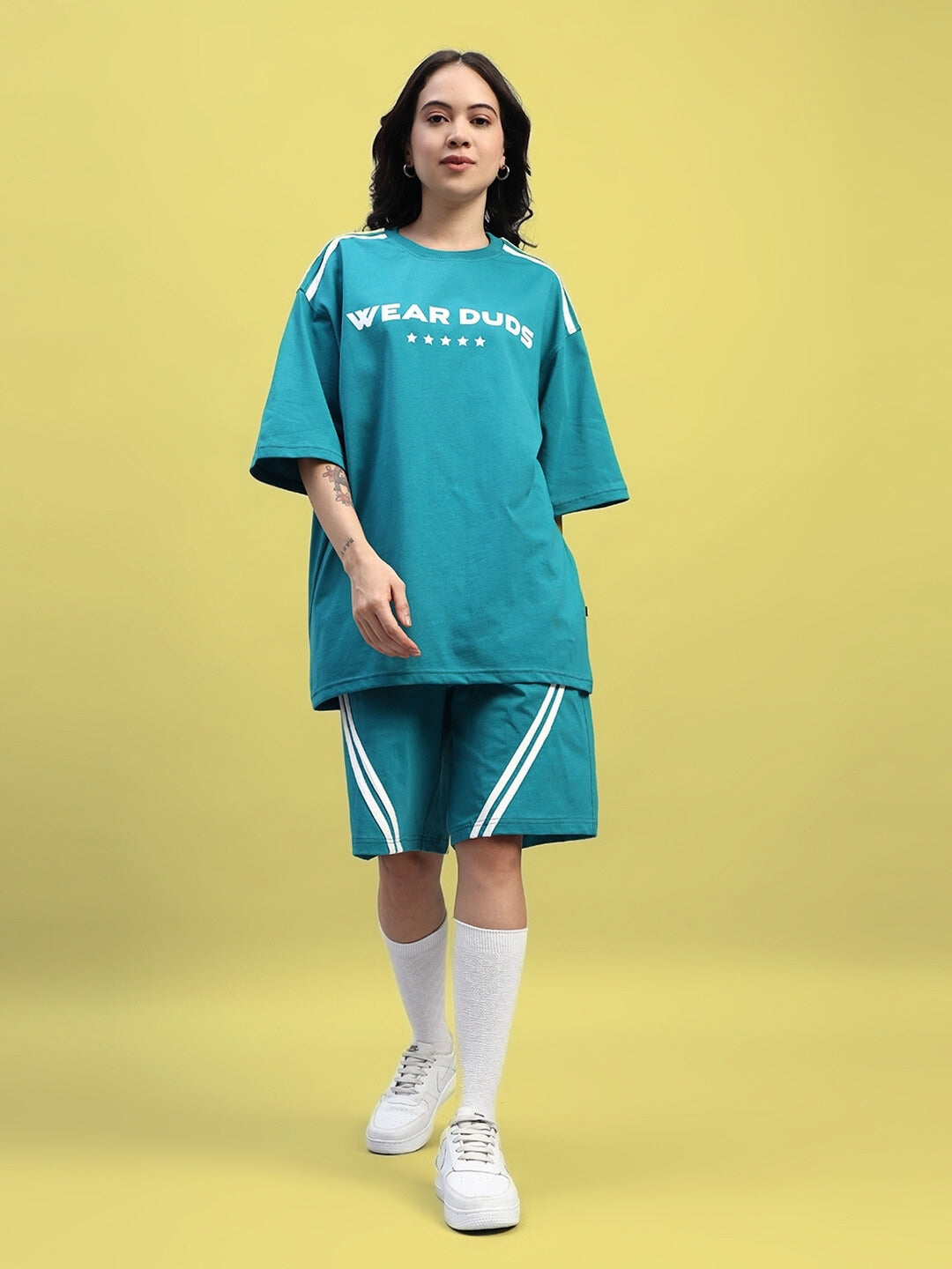 WOMEN'S STAR JUMPER REGULAR FIT SHORTS (TEAL)